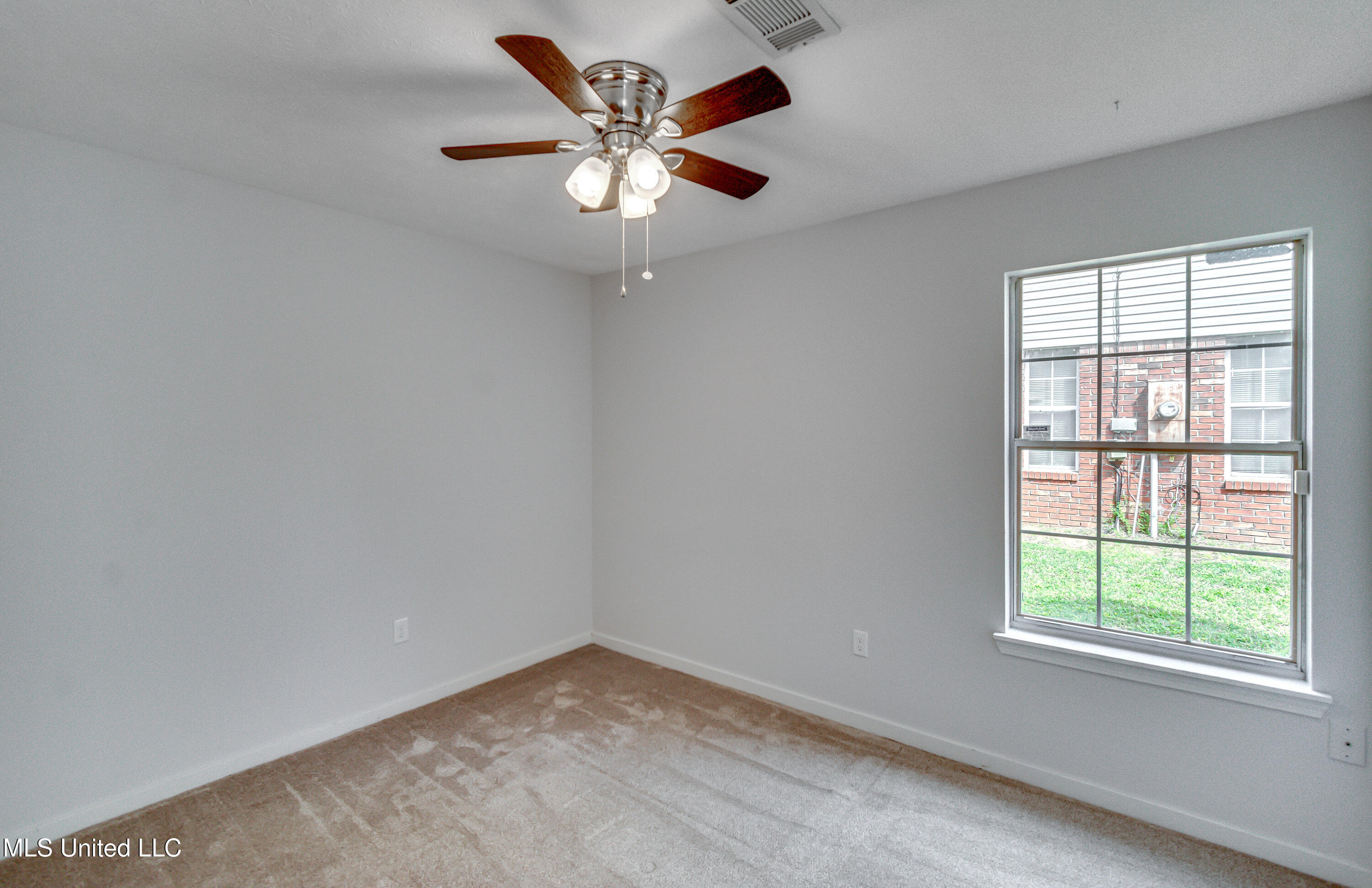105 Riverbend Drive, Byram, Mississippi image 23