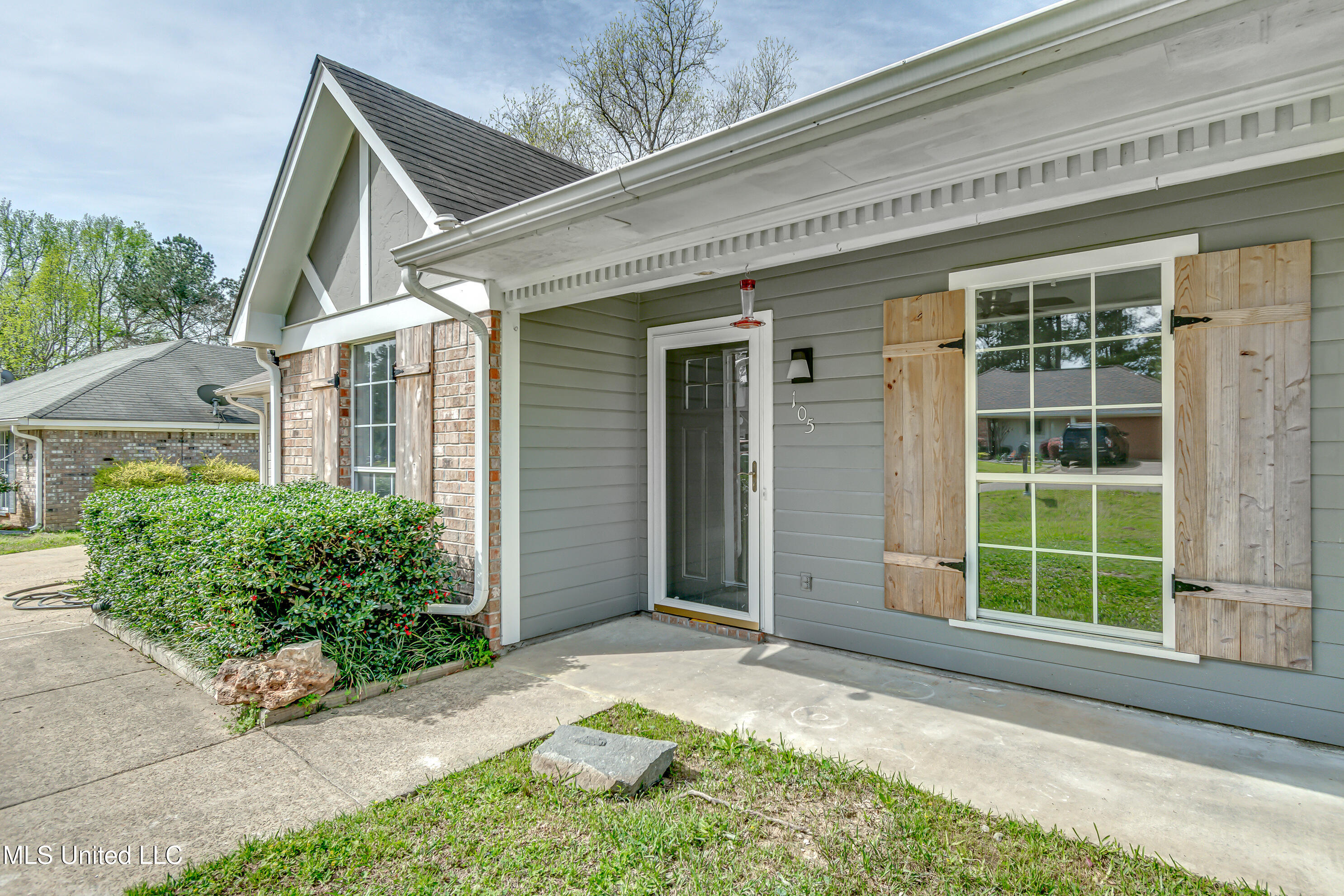 105 Riverbend Drive, Byram, Mississippi image 47