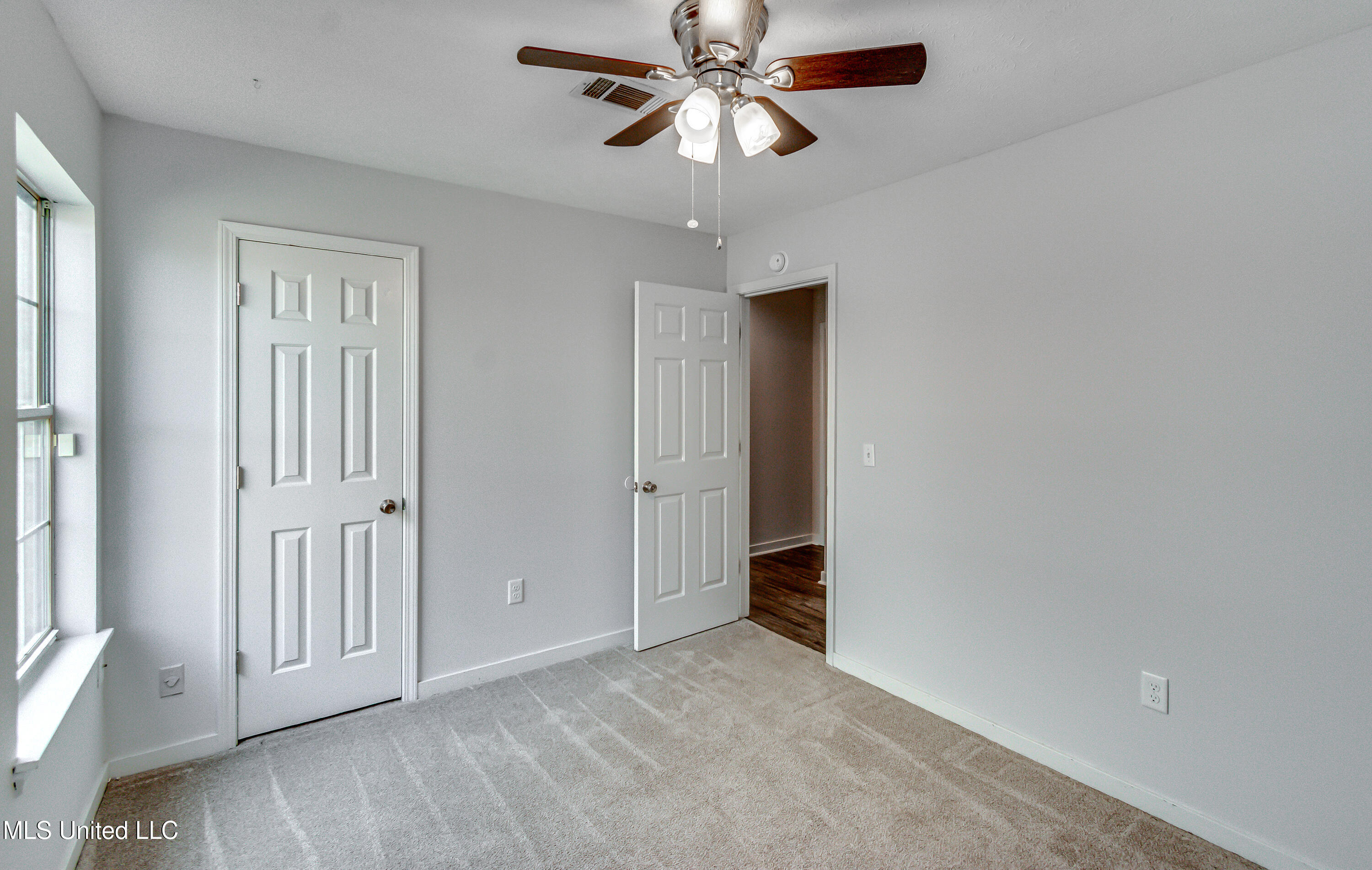 105 Riverbend Drive, Byram, Mississippi image 25