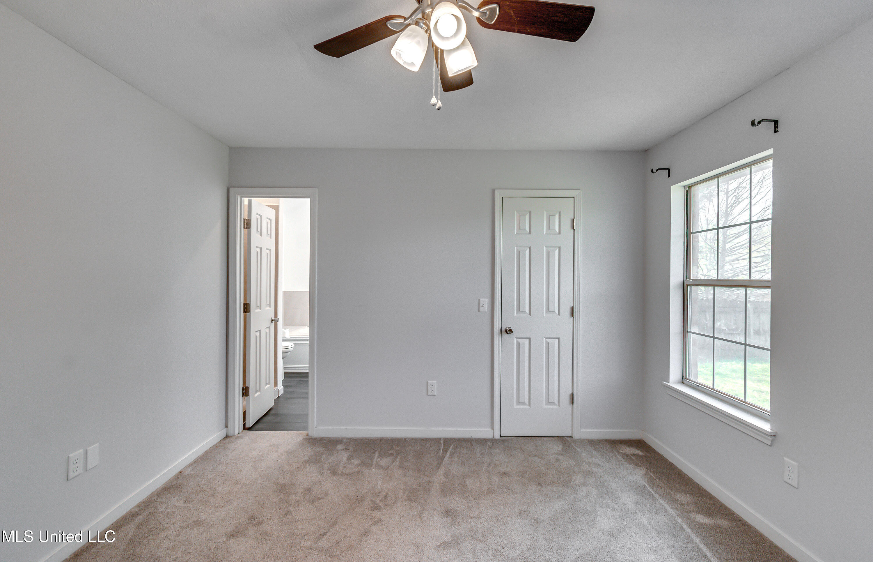 105 Riverbend Drive, Byram, Mississippi image 31