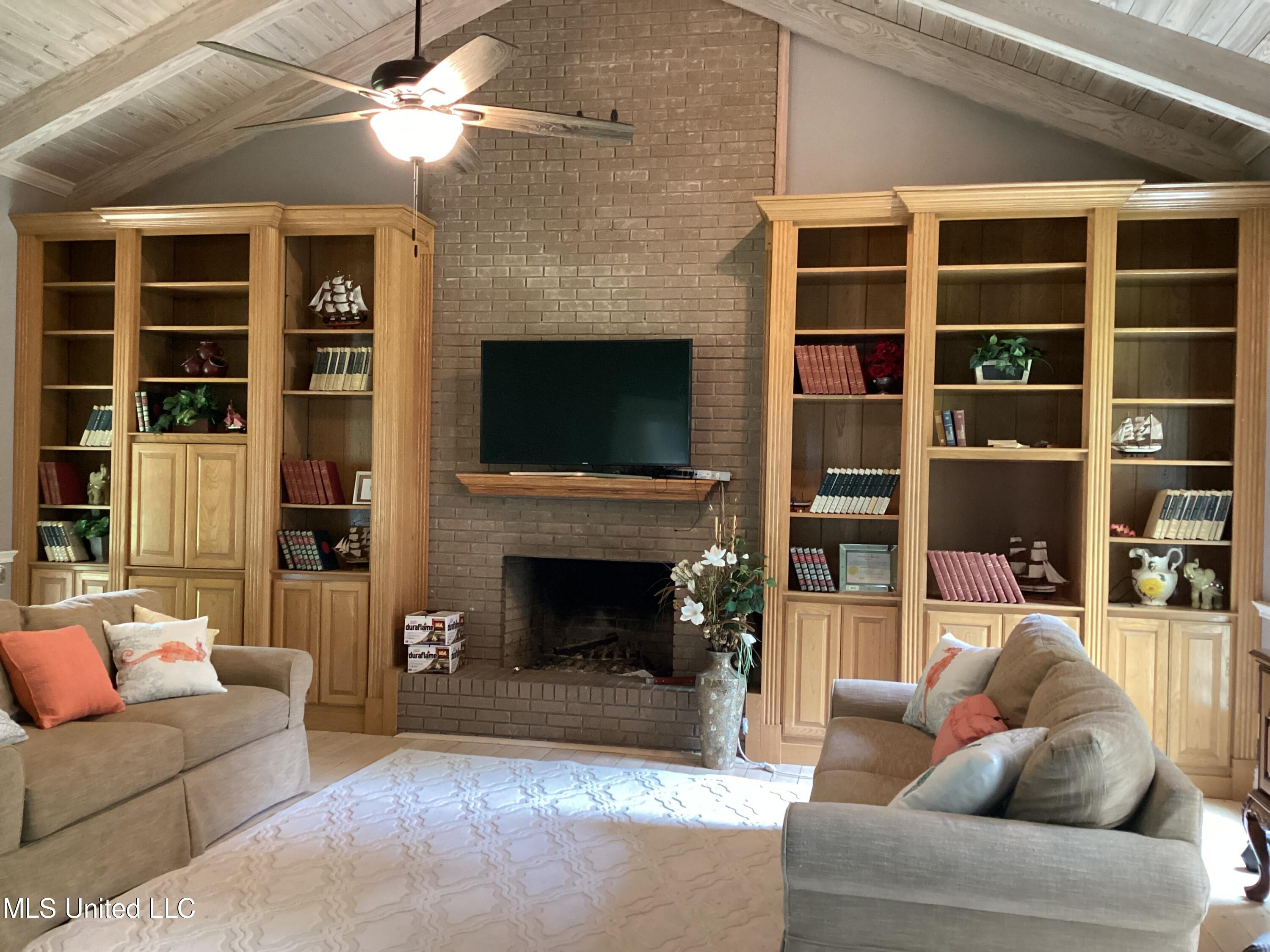 2900 Lum Cumbest Road, Moss Point, Mississippi image 12