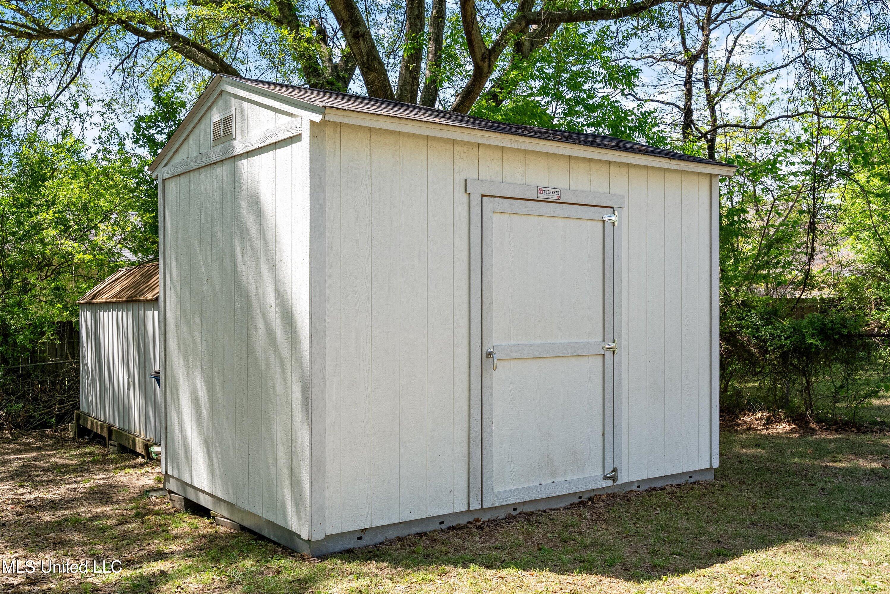 5915 Lees Crossing Street, Olive Branch, Mississippi image 28