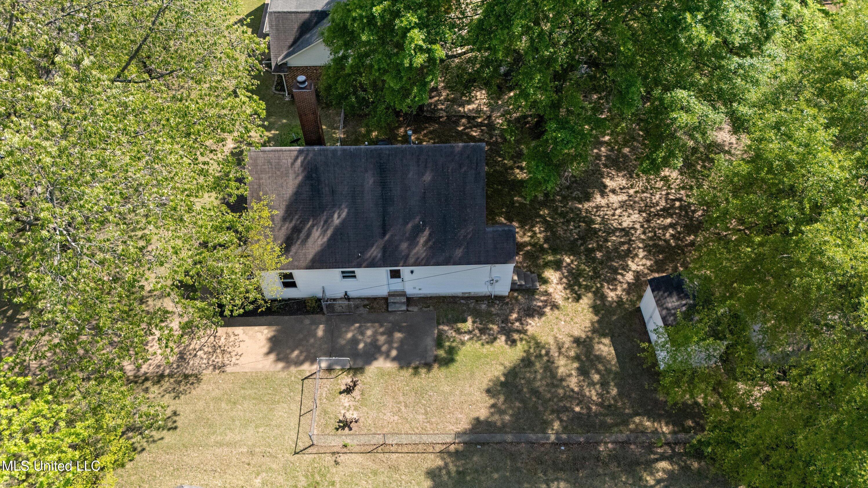 5915 Lees Crossing Street, Olive Branch, Mississippi image 30