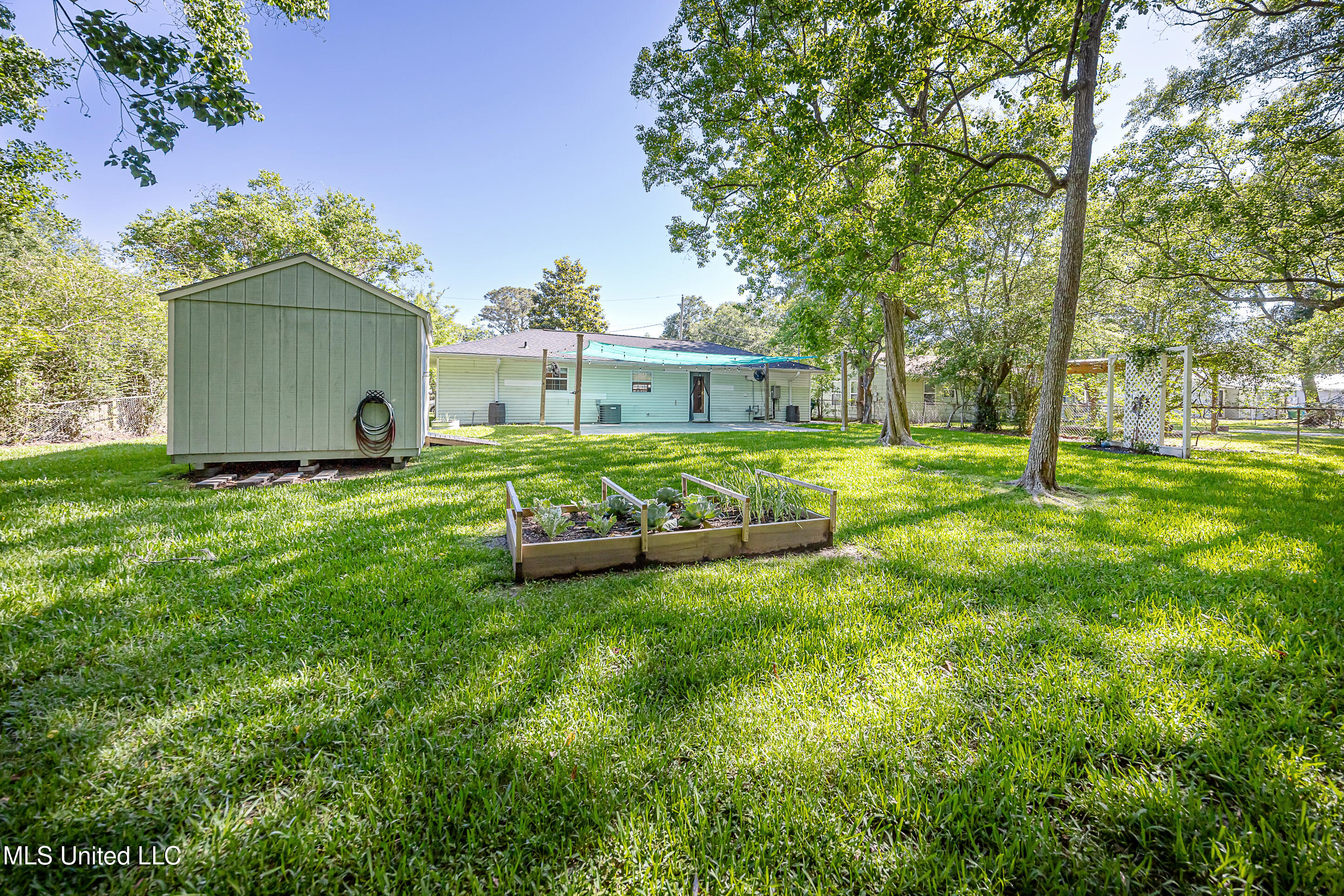 209 Audrey Circle, Ocean Springs, Mississippi image 42