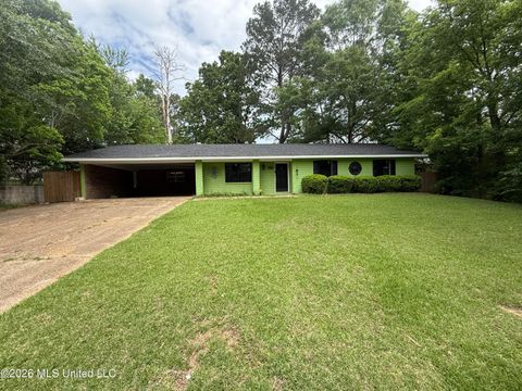 Homes For Sale - 1406 Vermont Avenue<br/> Pike County, McComb, MS 39648
