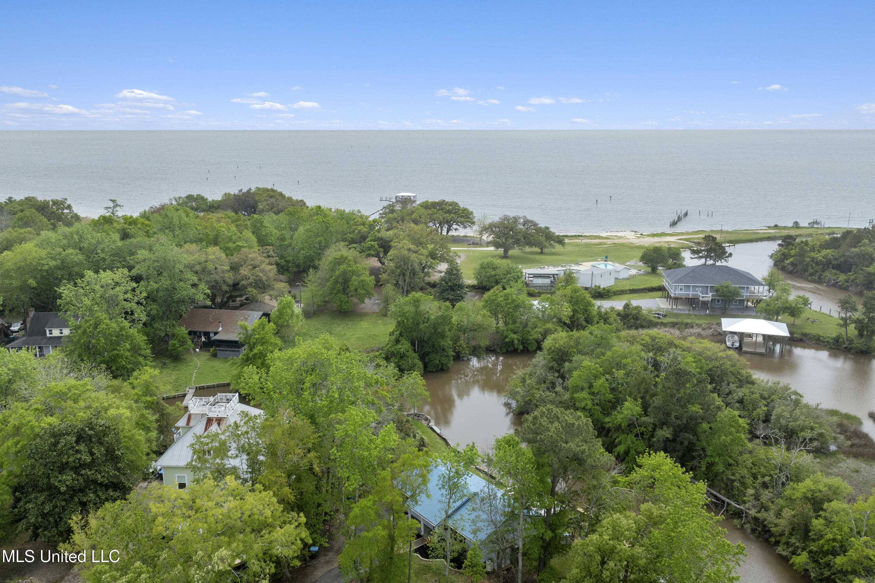 1700 Lucina Cove, Gautier, Mississippi image 34