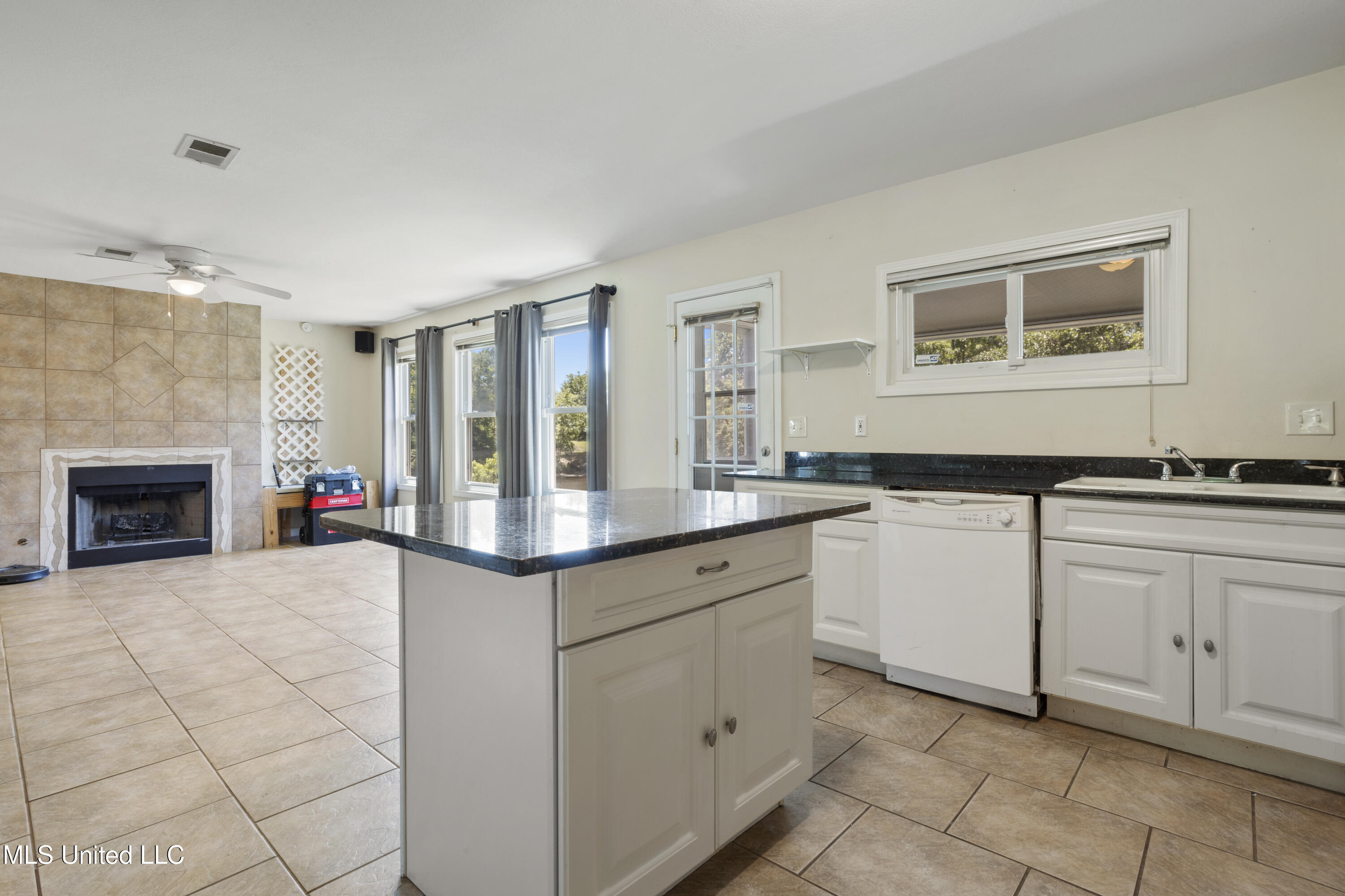 1700 Lucina Cove, Gautier, Mississippi image 15