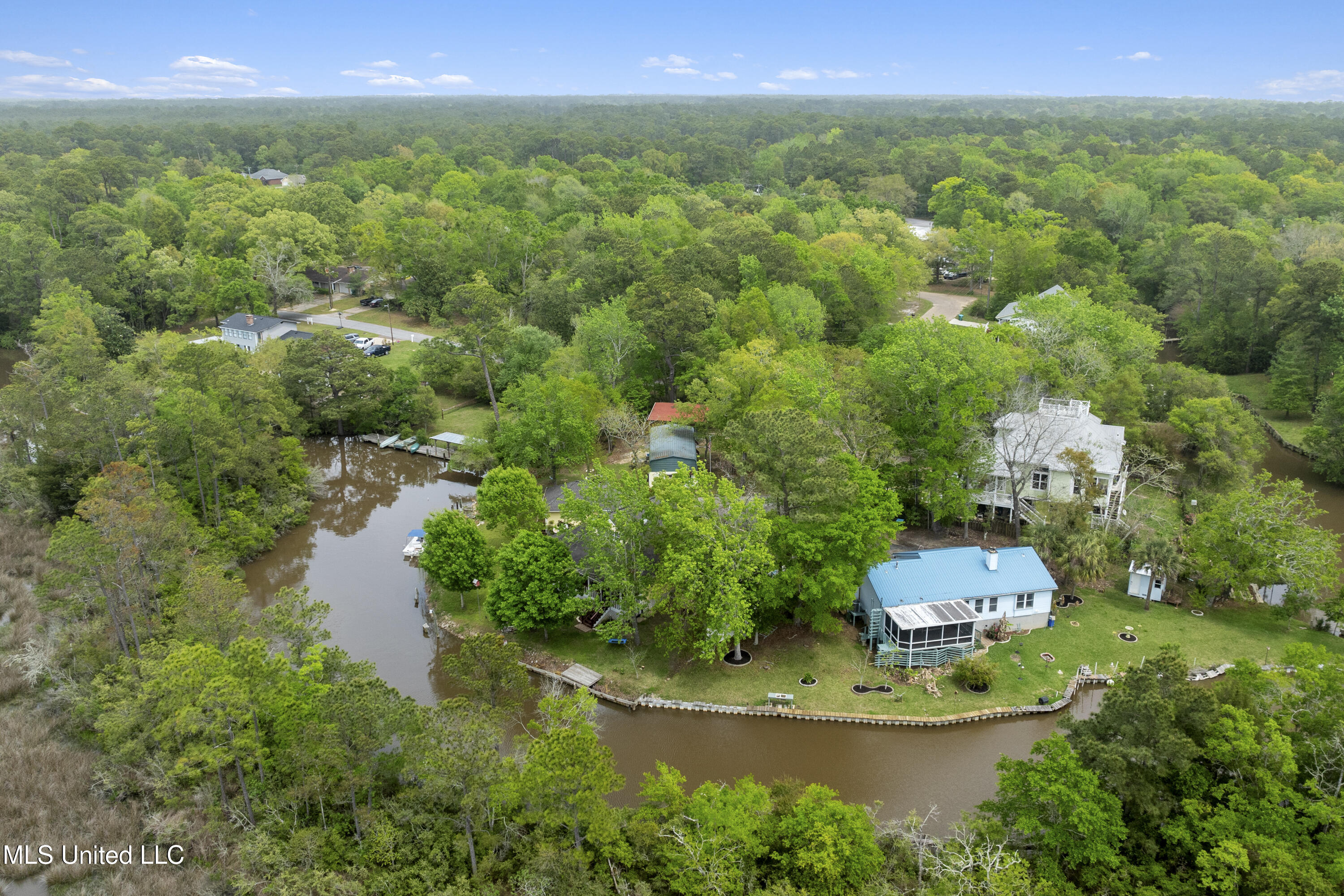 1700 Lucina Cove, Gautier, Mississippi image 3