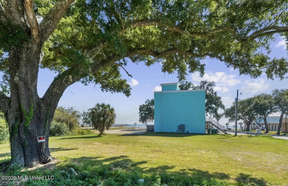 124 Texas Avenue