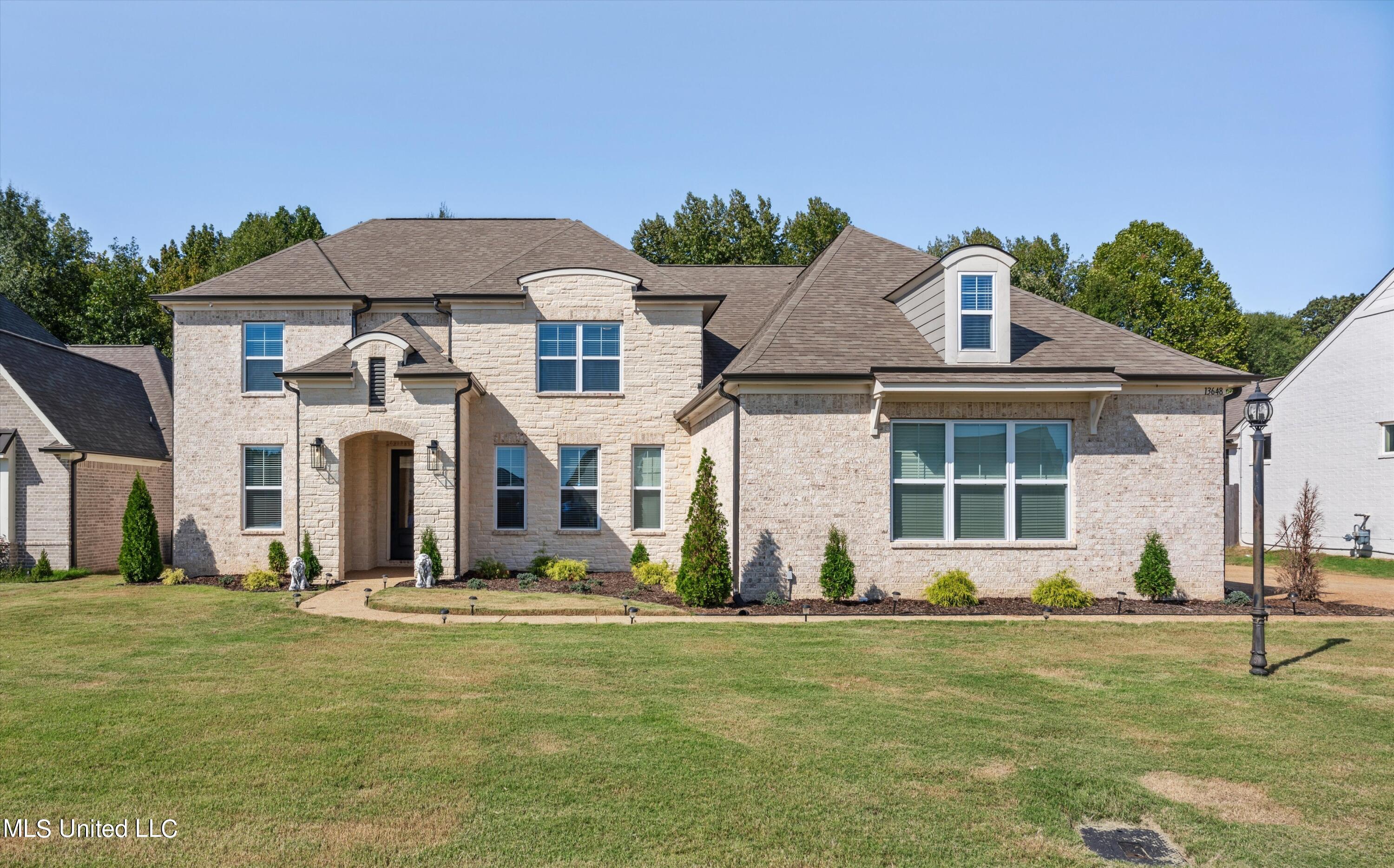 13648 Highland Crest Drive, Olive Branch, Mississippi image 1