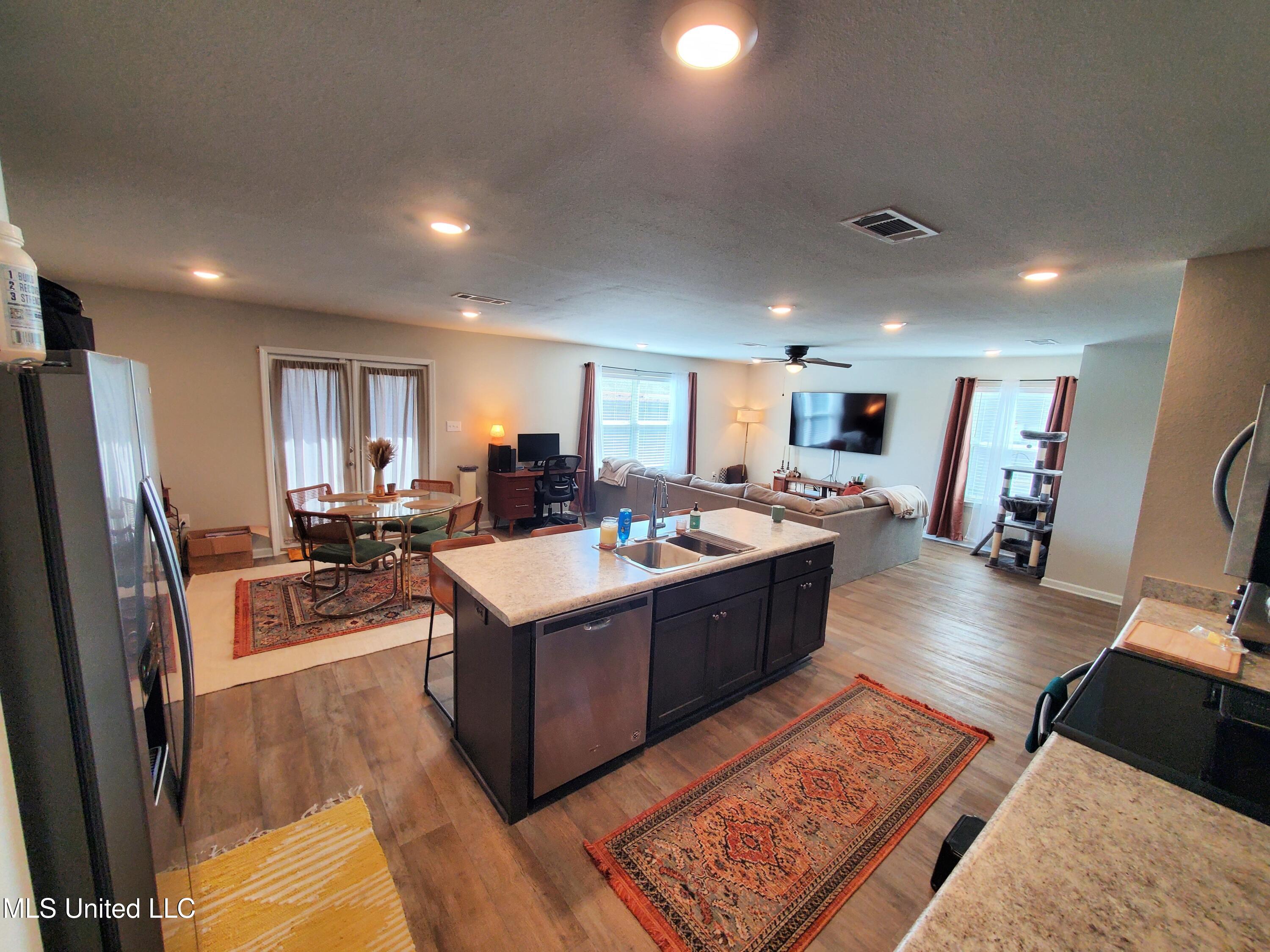 2320 Gladiolus Street, Ocean Springs, Mississippi image 10