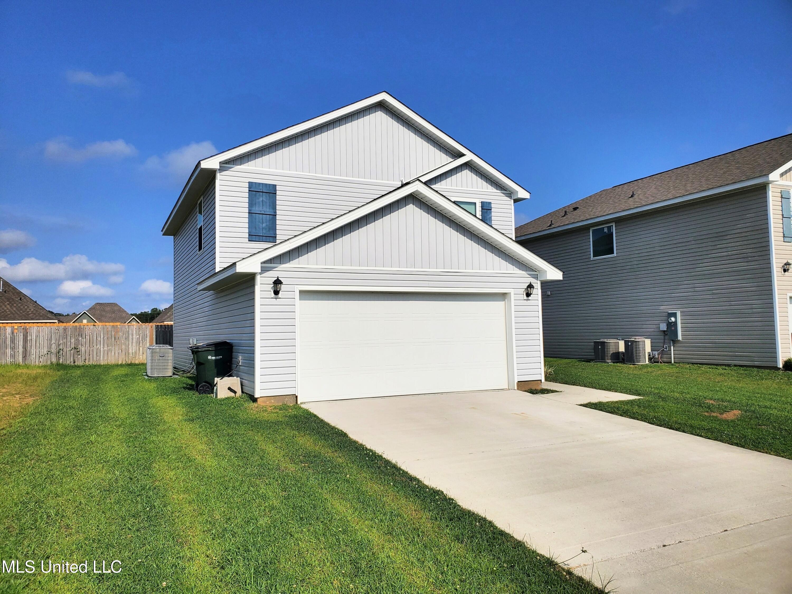 2320 Gladiolus Street, Ocean Springs, Mississippi image 3