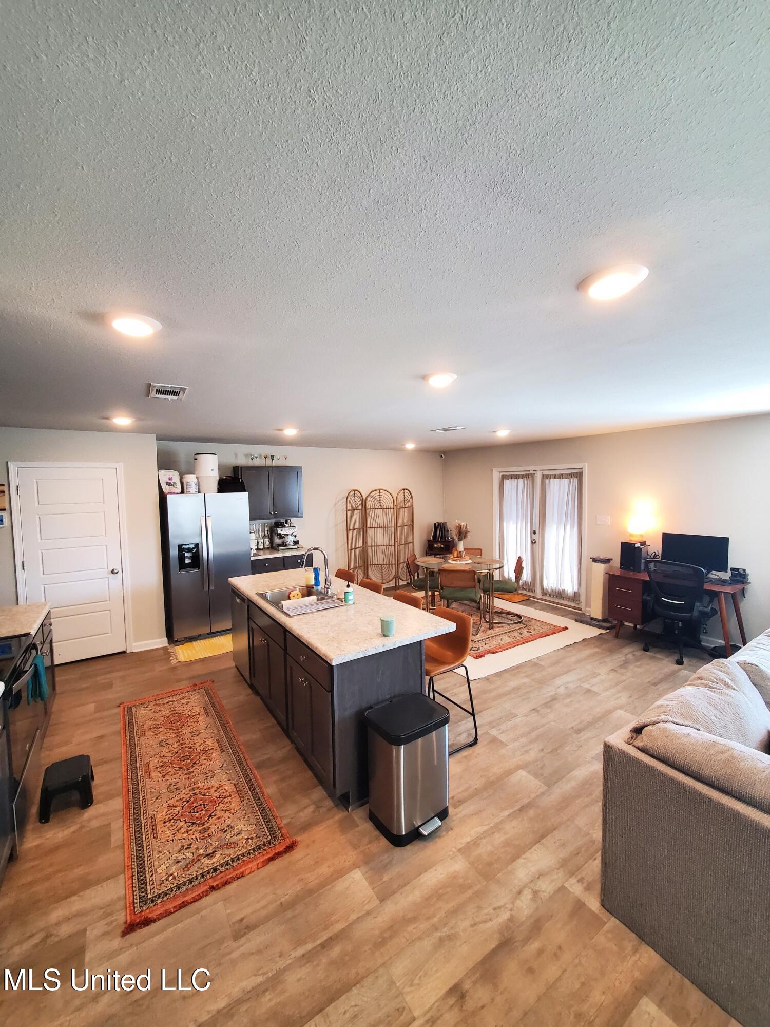 2320 Gladiolus Street, Ocean Springs, Mississippi image 9