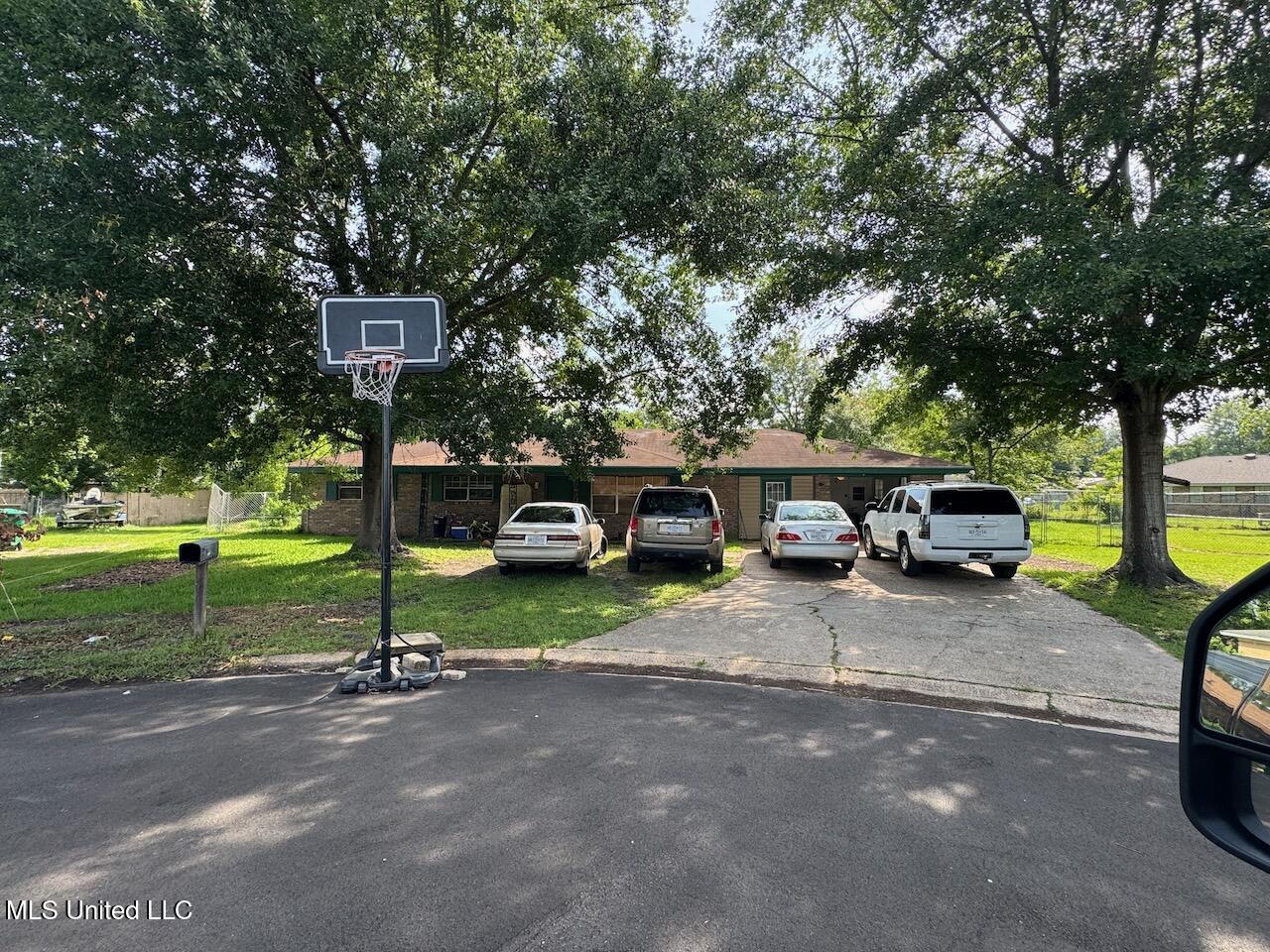 2539 Nancy Lane, Gulfport, Mississippi image 1