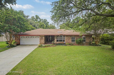 Homes For Sale - 109 Dogwood Drive<br/> Gulfport, MS 39507