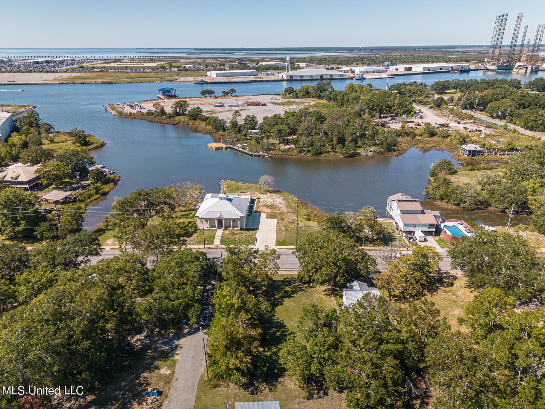 Canty Street, Pascagoula, Mississippi image 9