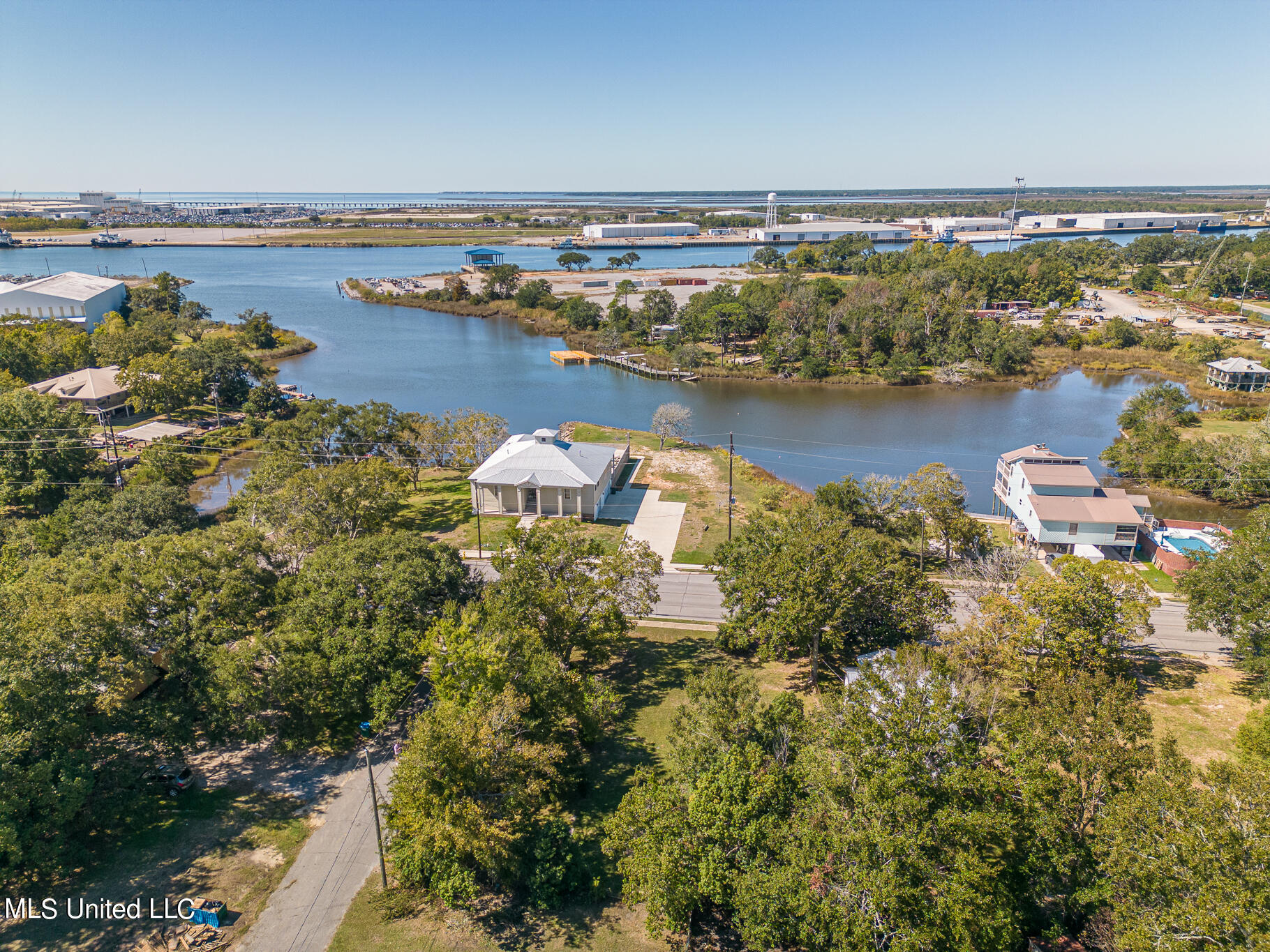 Canty Street, Pascagoula, Mississippi image 8