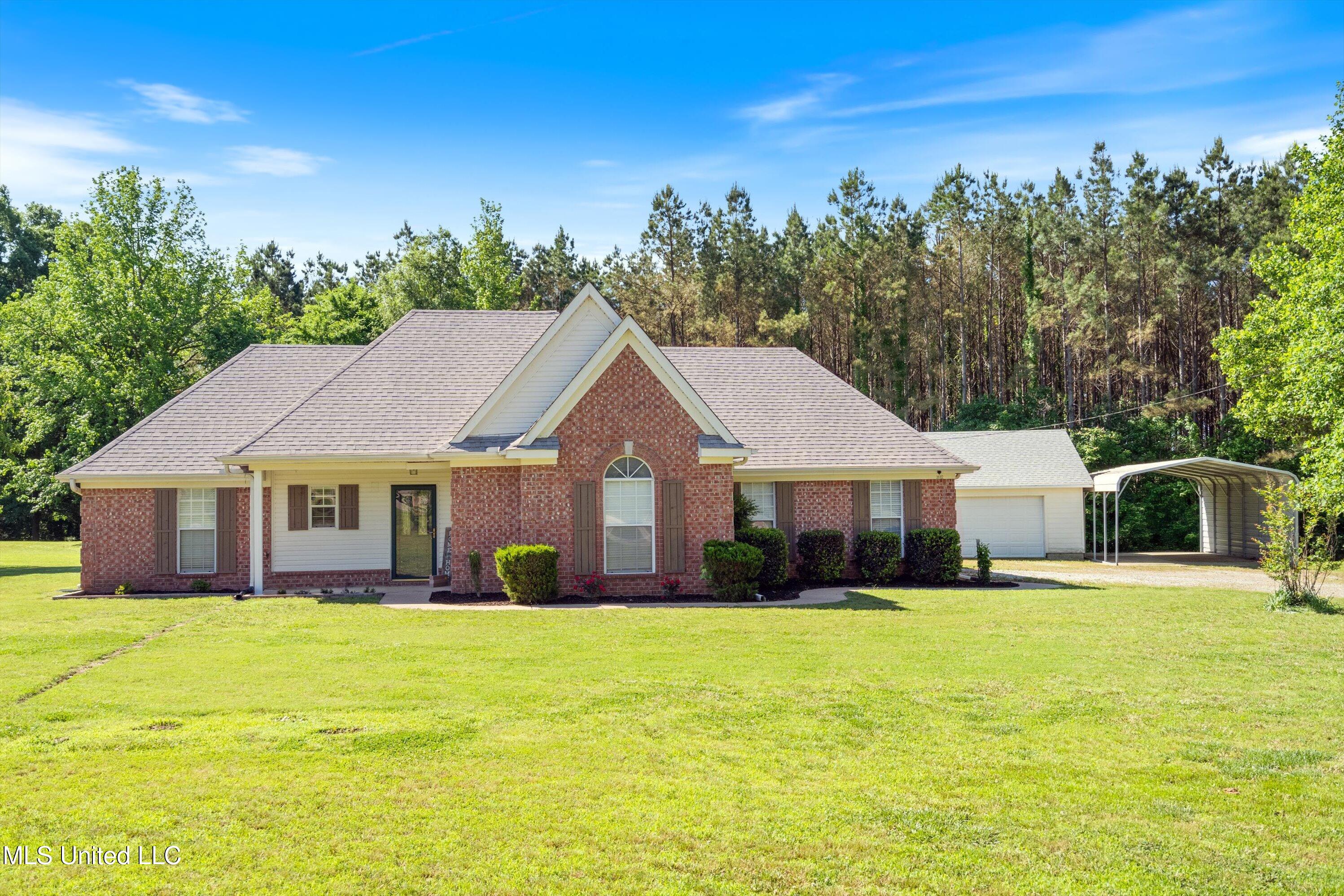 2482 Fletcher Cove, Hernando, Mississippi image 3