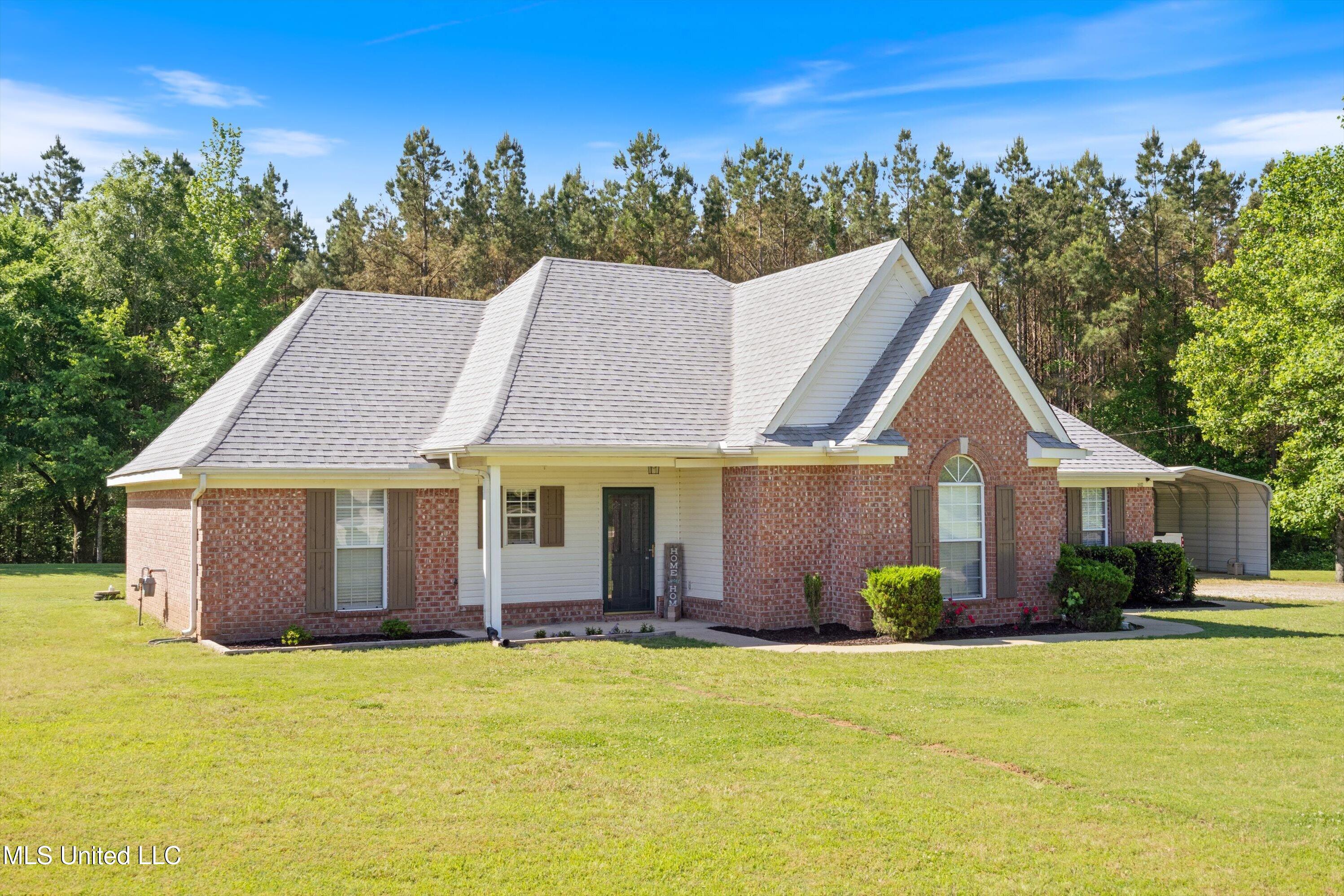 2482 Fletcher Cove, Hernando, Mississippi image 2