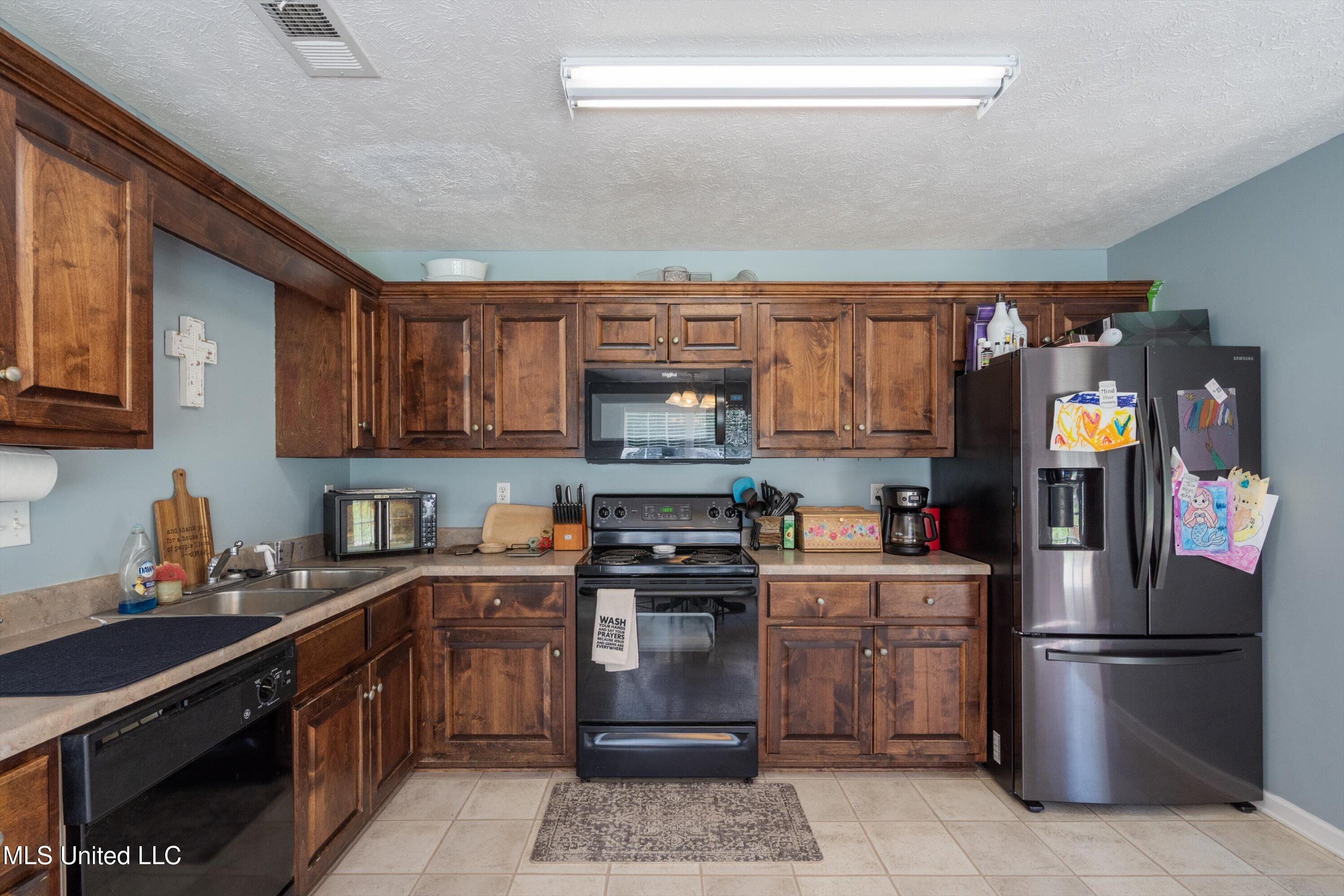 2482 Fletcher Cove, Hernando, Mississippi image 12