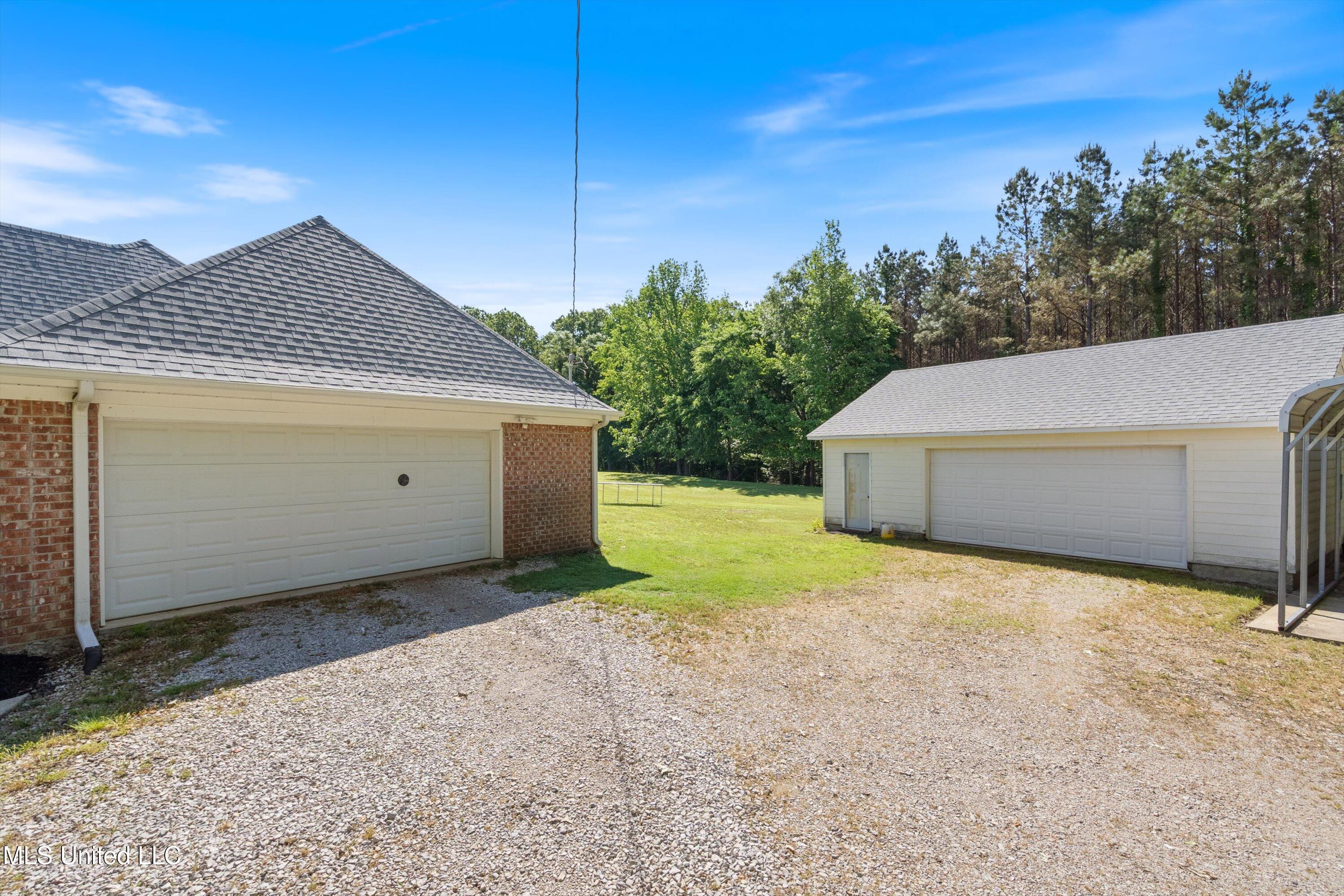 2482 Fletcher Cove, Hernando, Mississippi image 22