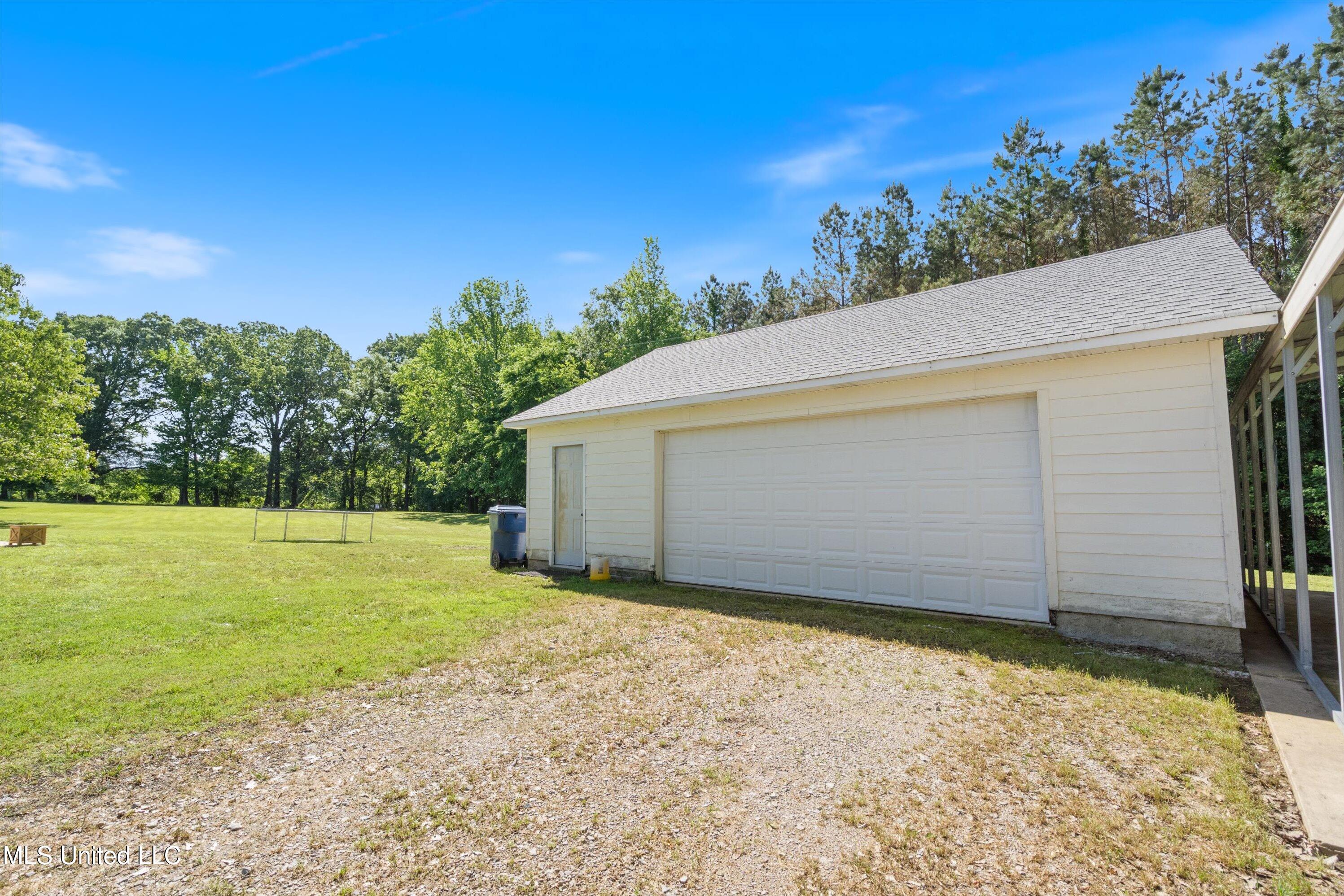 2482 Fletcher Cove, Hernando, Mississippi image 20