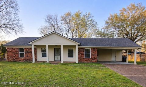 Homes For Sale - 5710 Dover Drive<br/> Horn Lake, MS 38637