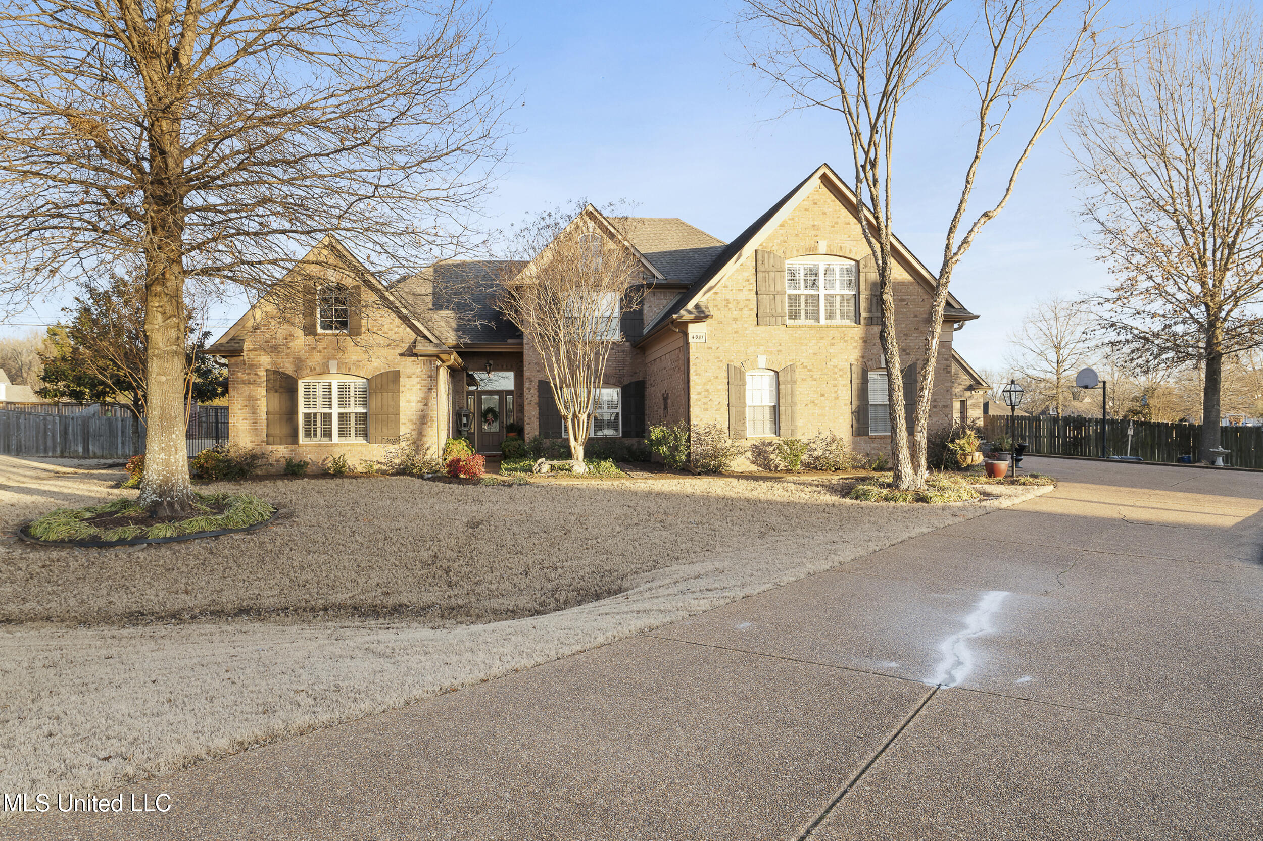 4981 Waterstone Cove, Olive Branch, Mississippi image 2