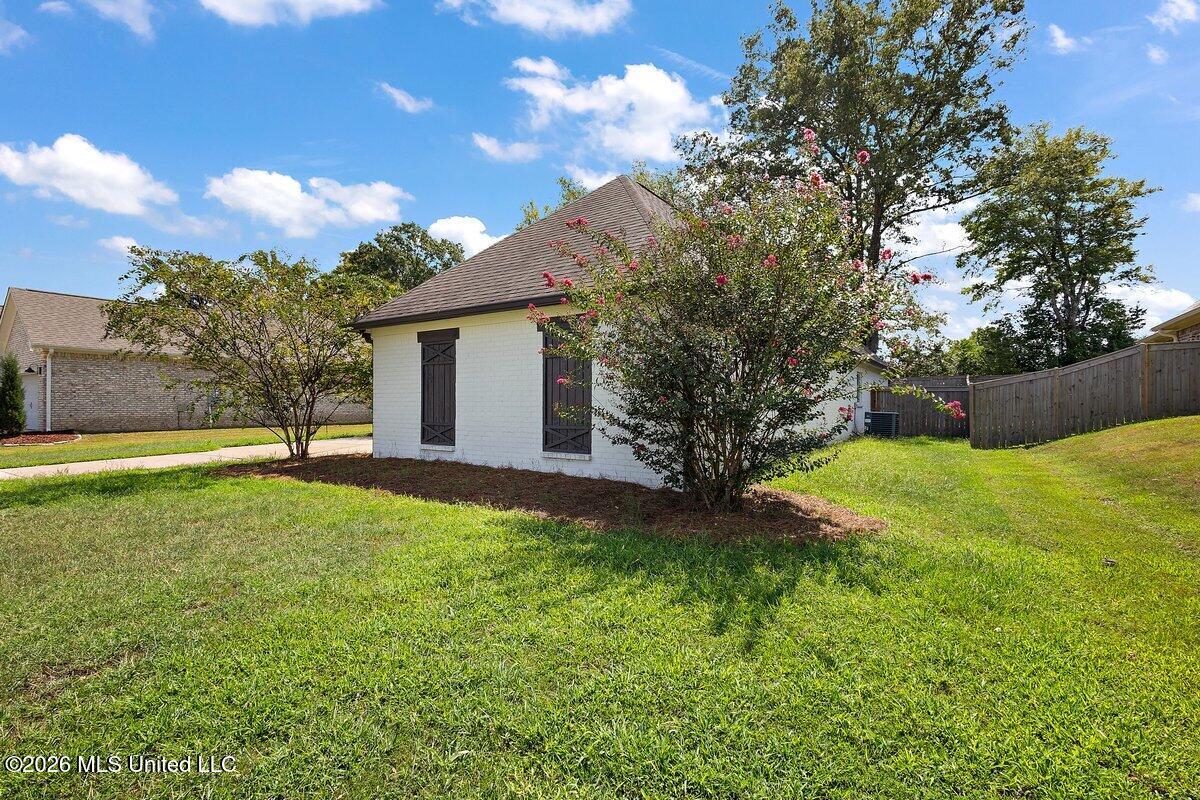 164 Sweetbriar Circle