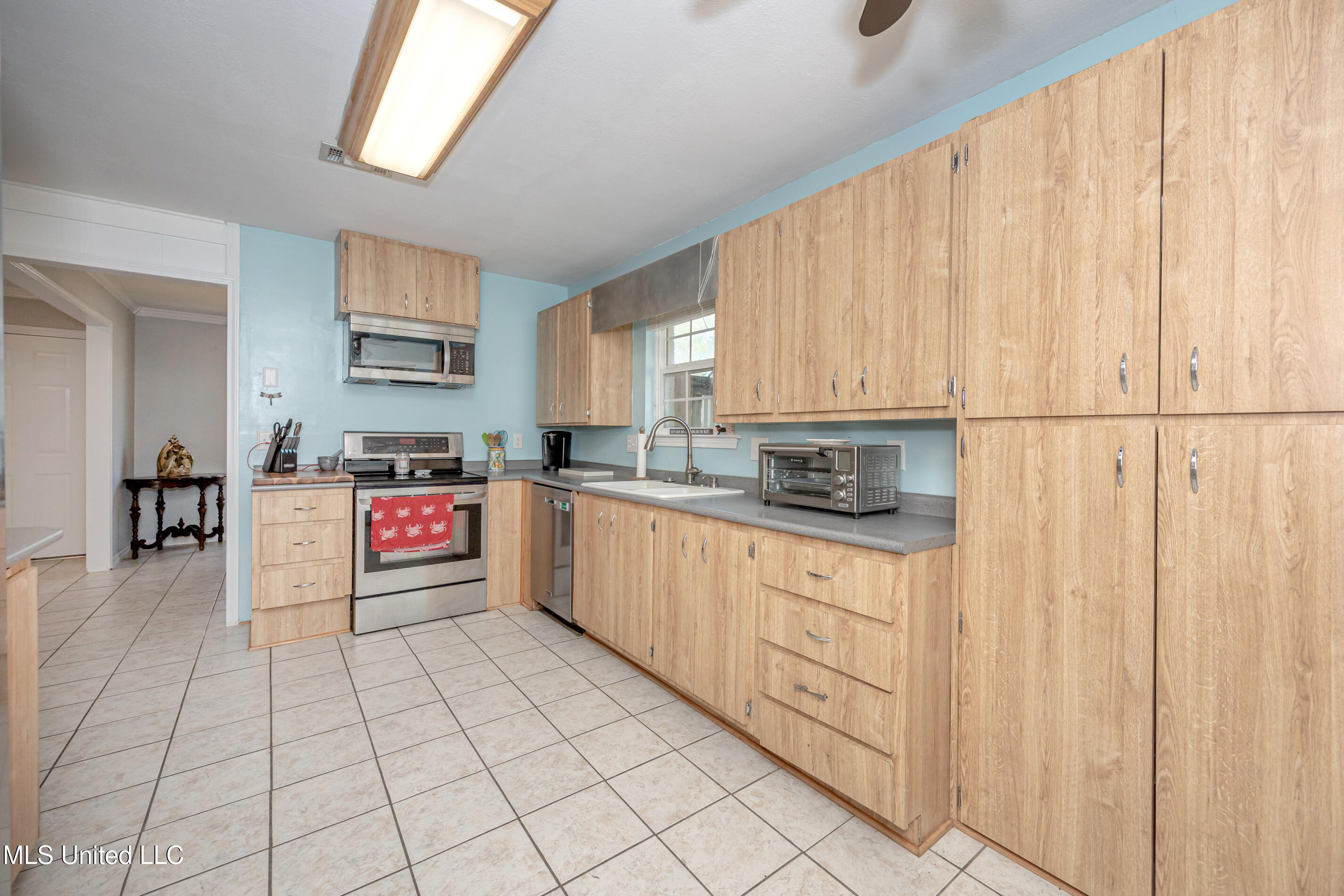 3410 Queen Elizabeth Drive, Ocean Springs, Mississippi image 16