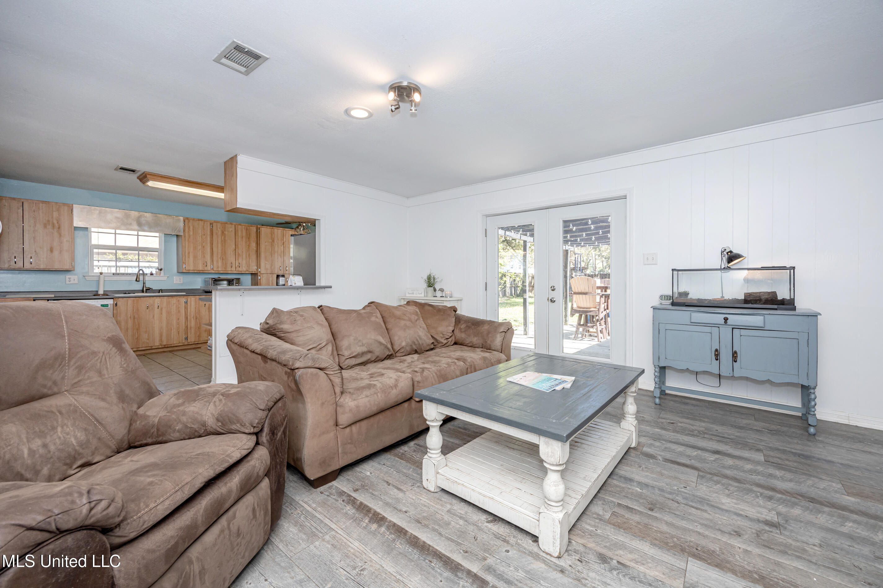 3410 Queen Elizabeth Drive, Ocean Springs, Mississippi image 27