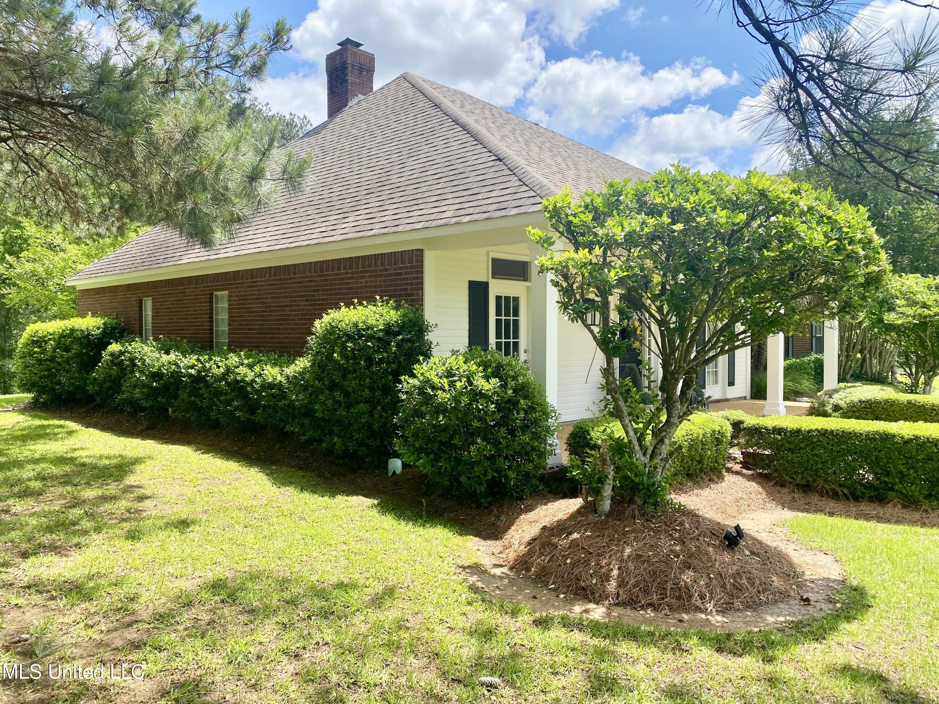 2024 Utica Road, Crystal Springs, Mississippi image 3