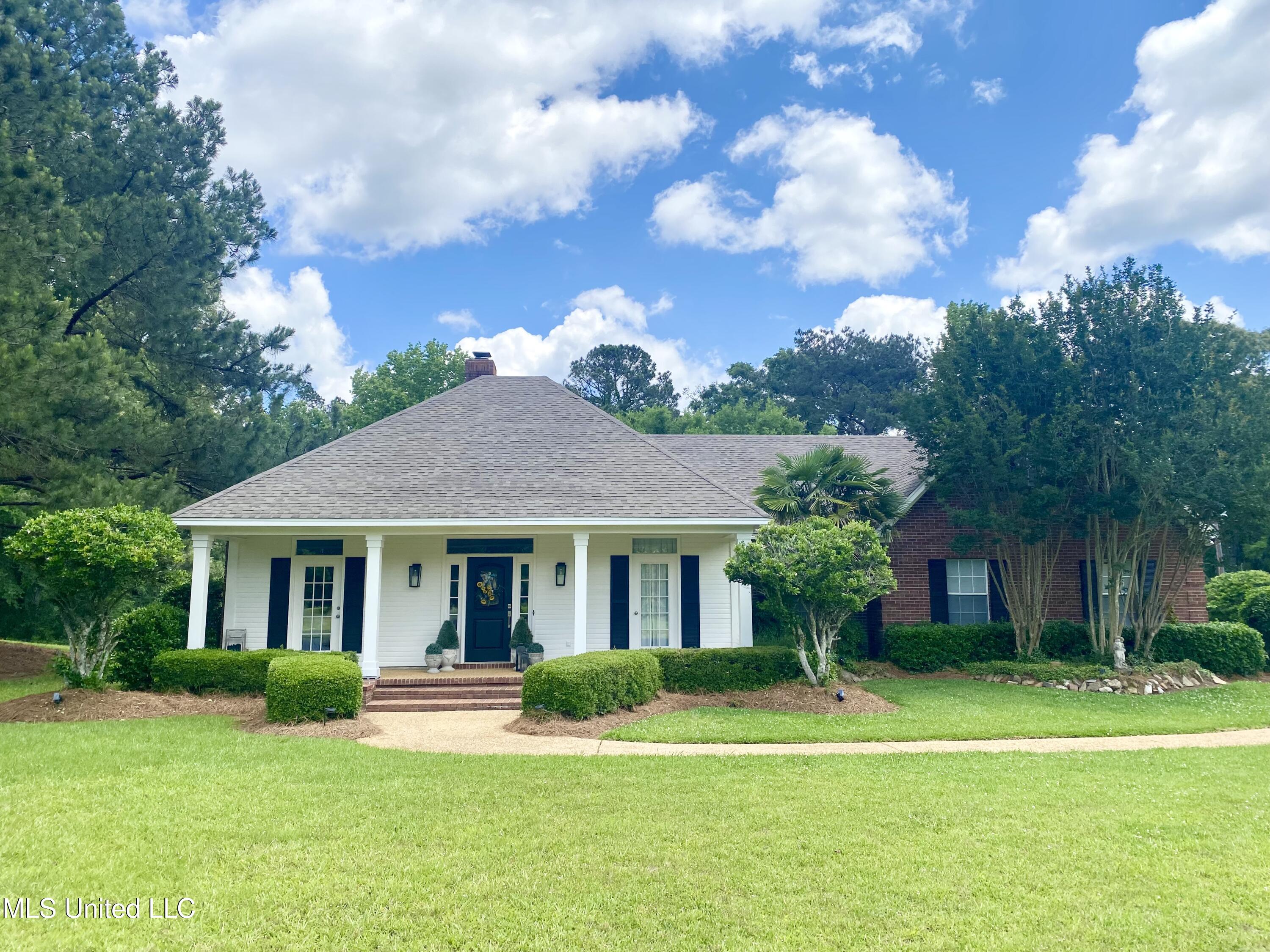 2024 Utica Road, Crystal Springs, Mississippi image 1
