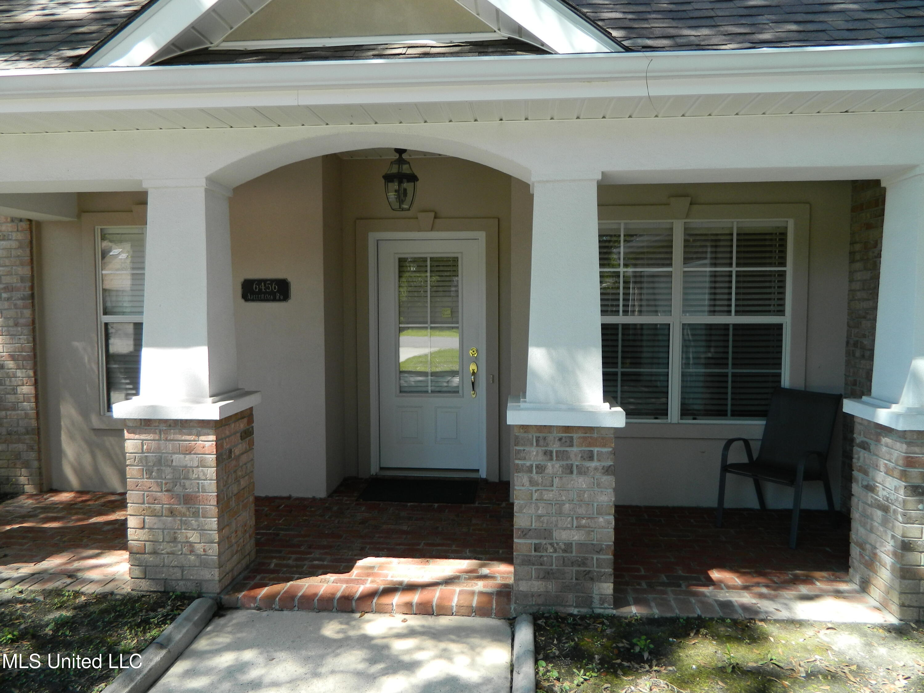 6456 Apelehama Road, Diamondhead, Mississippi image 4