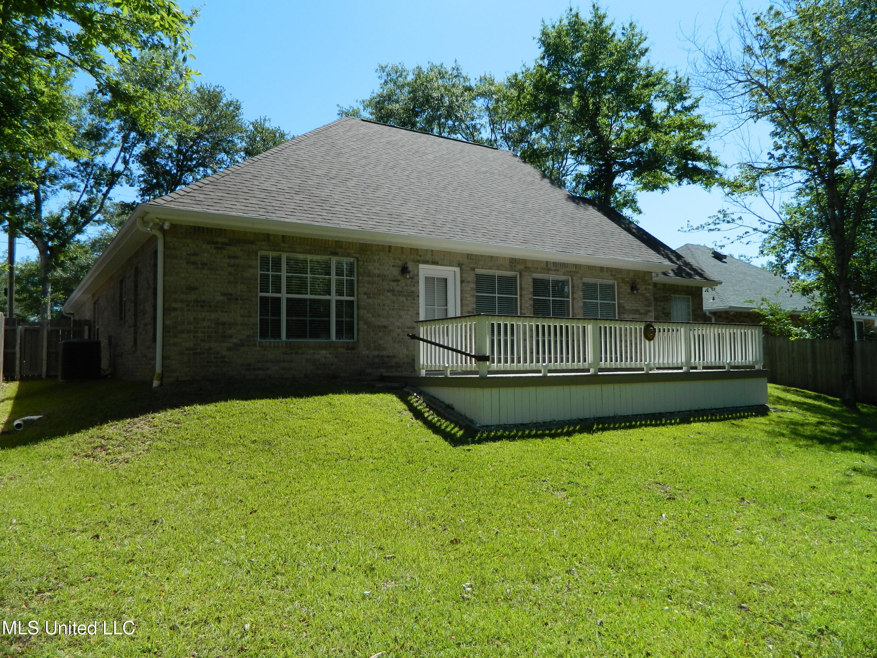 6456 Apelehama Road, Diamondhead, Mississippi image 29