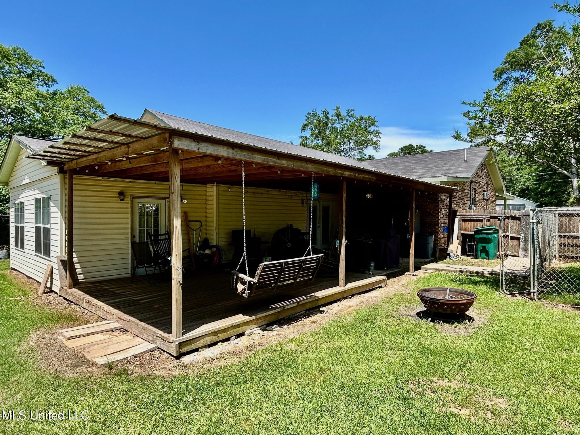 309 College Street, Carthage, Mississippi image 4