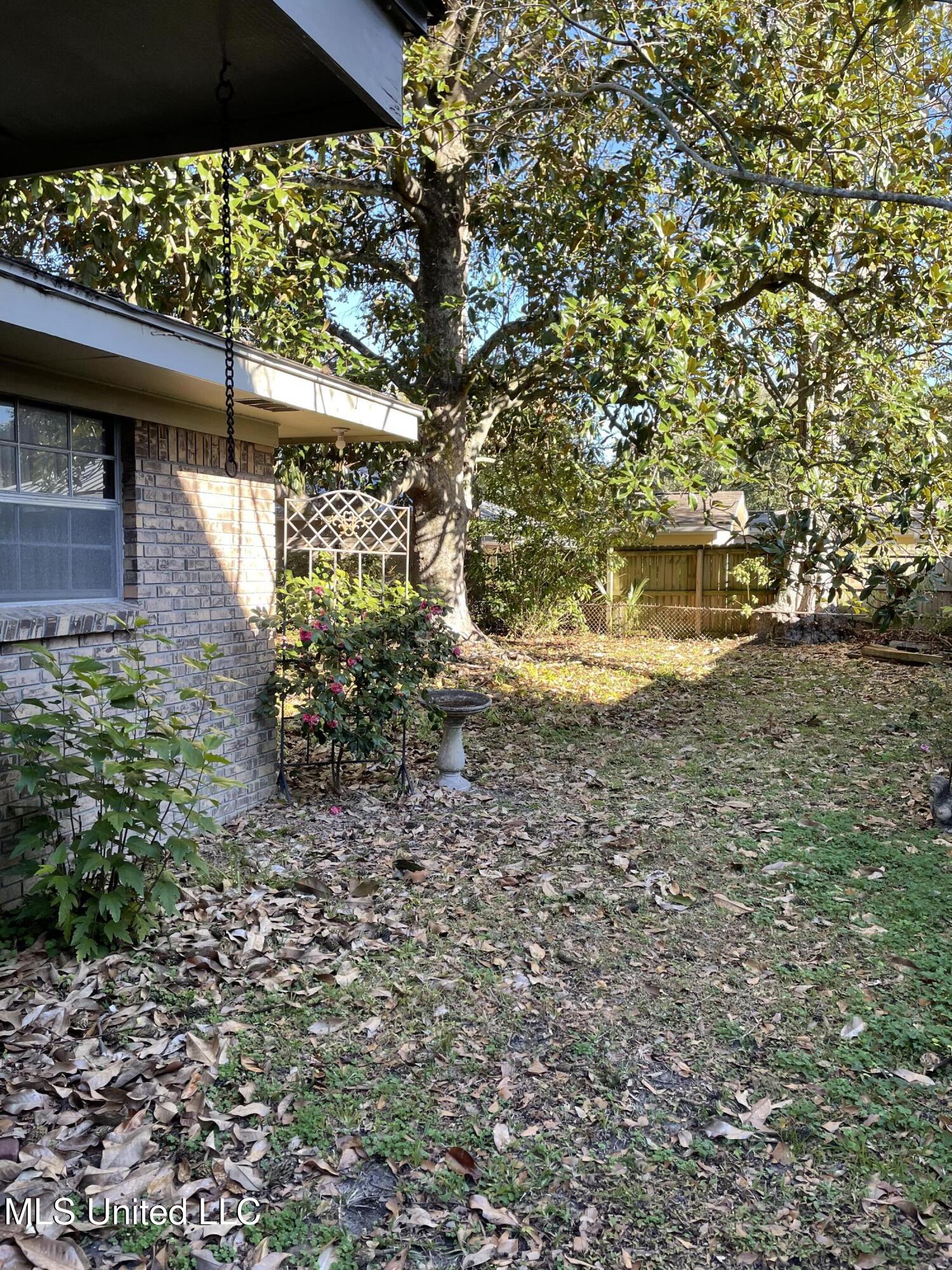 310 Hillandale Avenue, Ocean Springs, Mississippi image 3