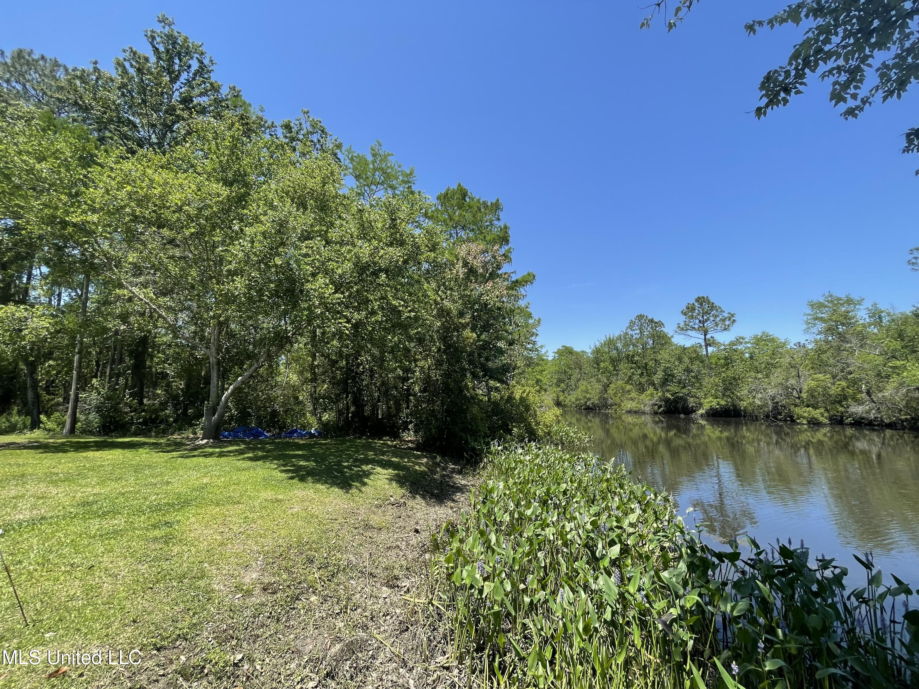 15121 Pontotoc Drive, Kiln, Mississippi image 4