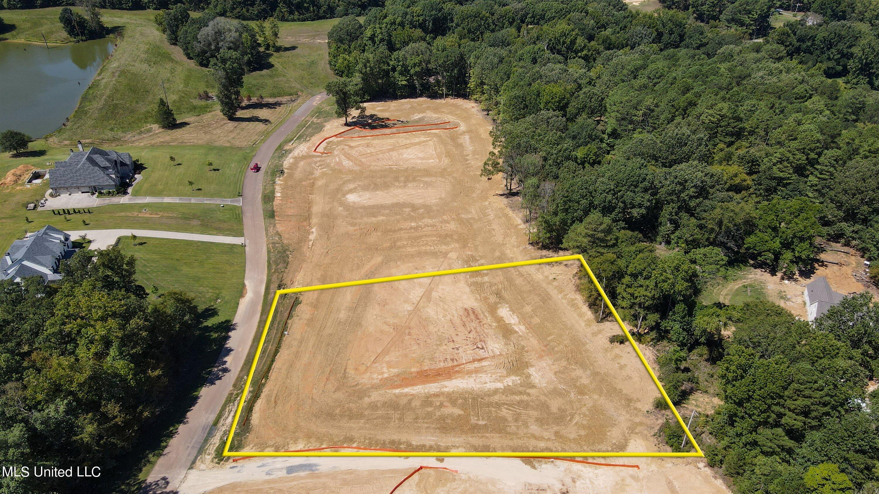 2742 Plank Road, Hernando, Mississippi image 2