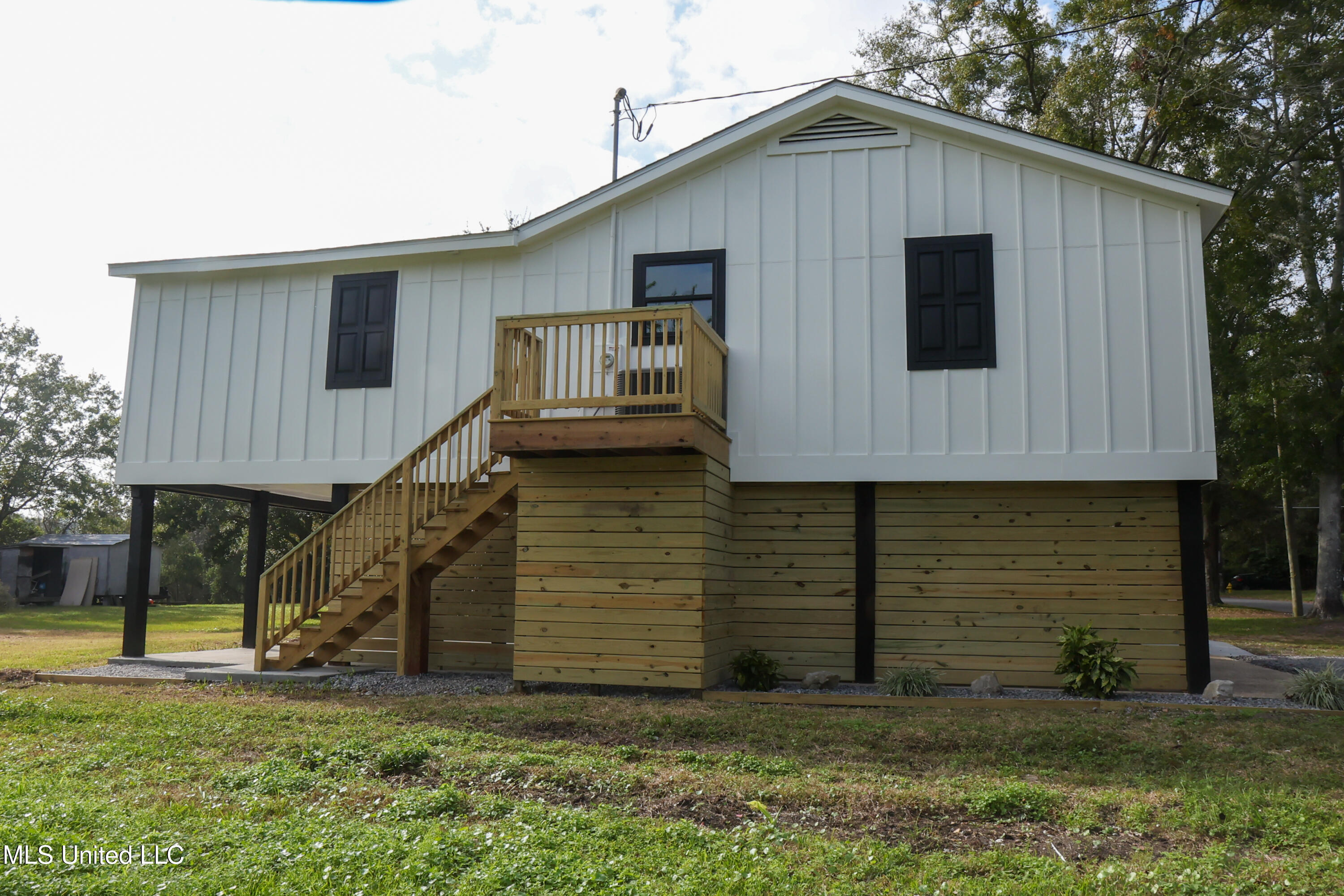 1922 Parsley Avenue, Pascagoula, Mississippi image 3