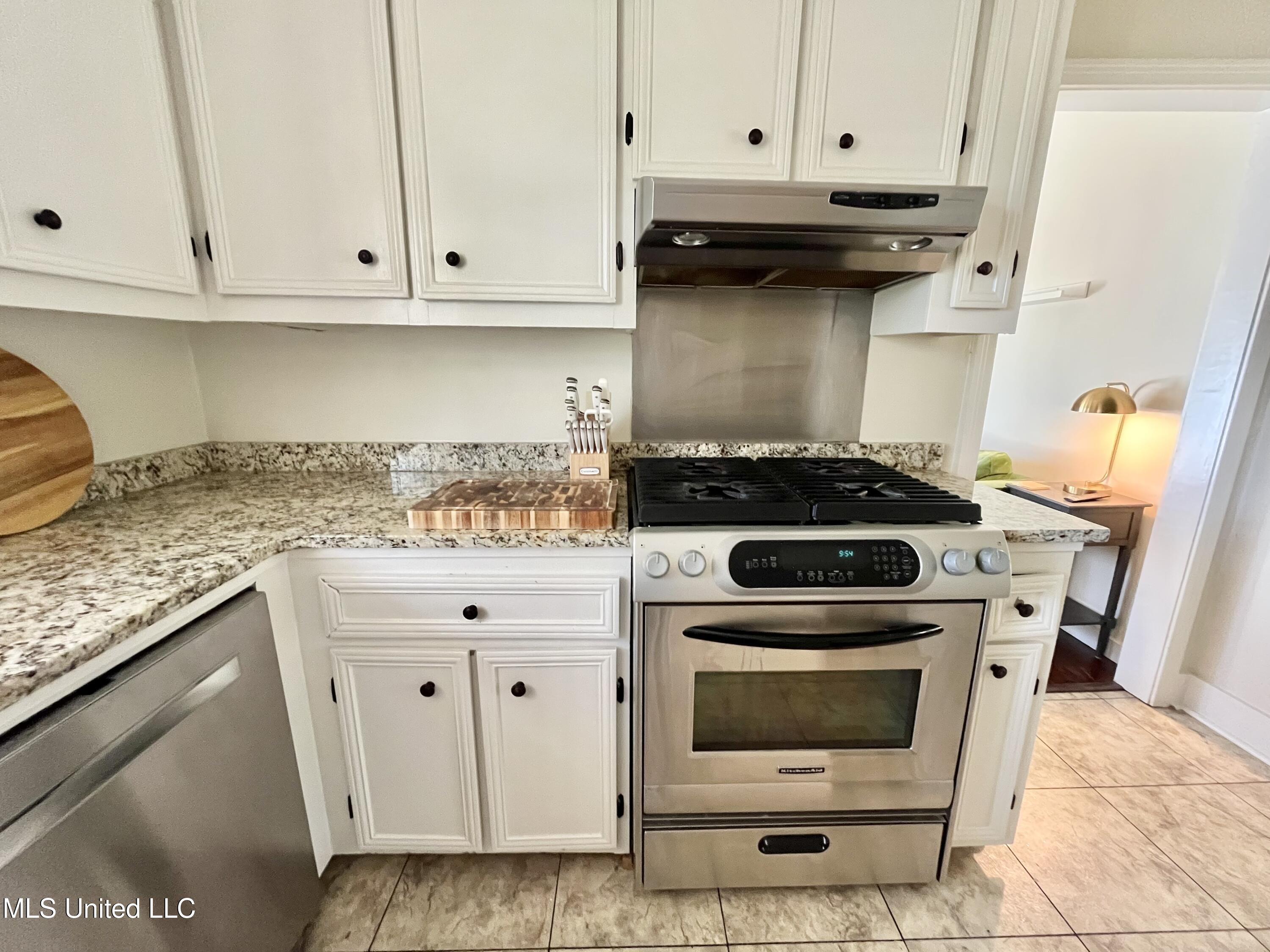 4245 Berlin Drive, Jackson, Mississippi image 22