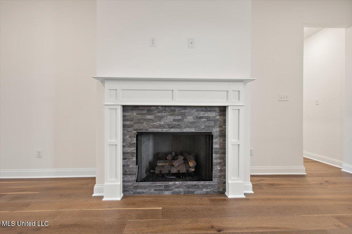 738 Coahoma Court, Nesbit, Mississippi image 9