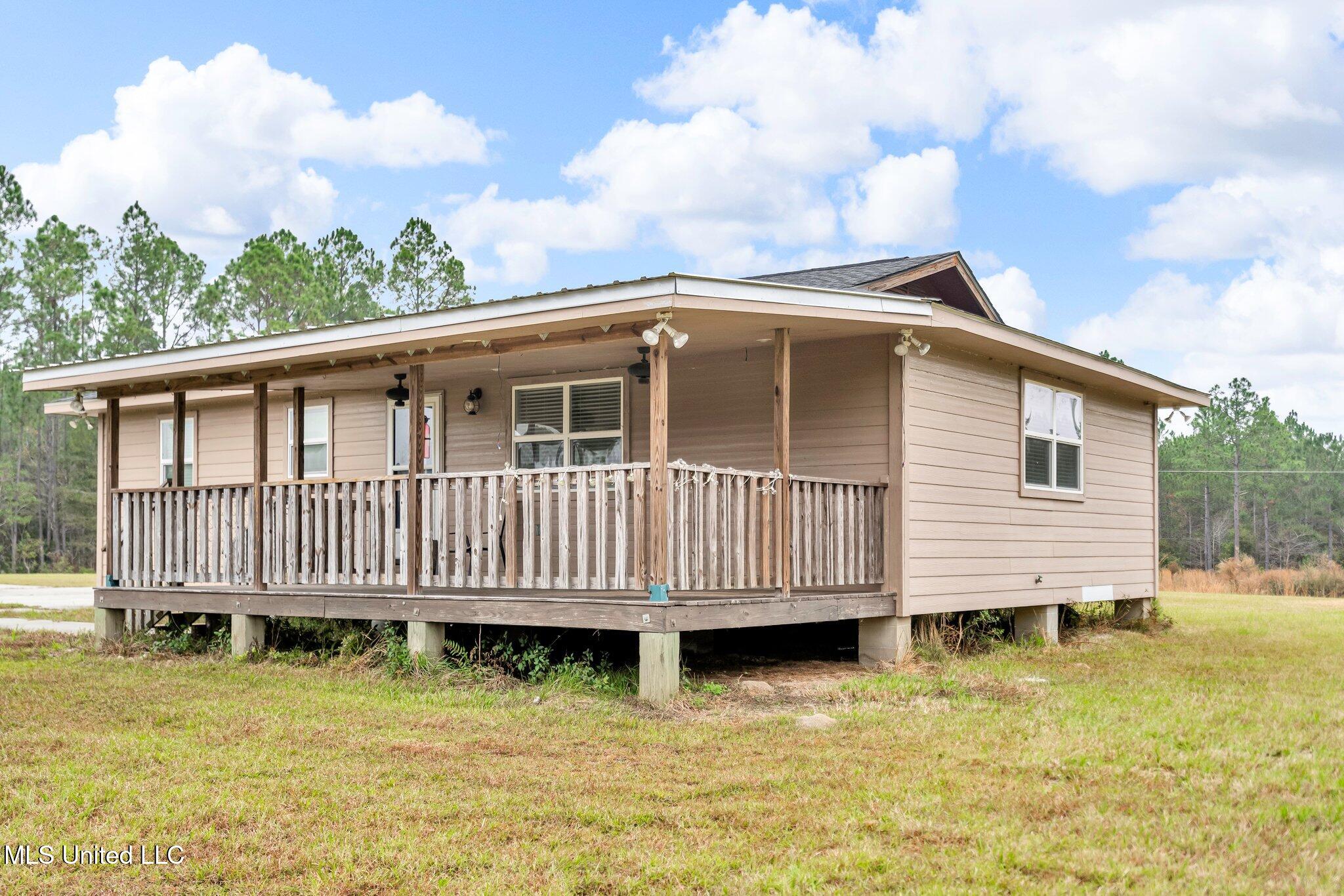 18328 S Gaylord Road, Saucier, Mississippi image 5