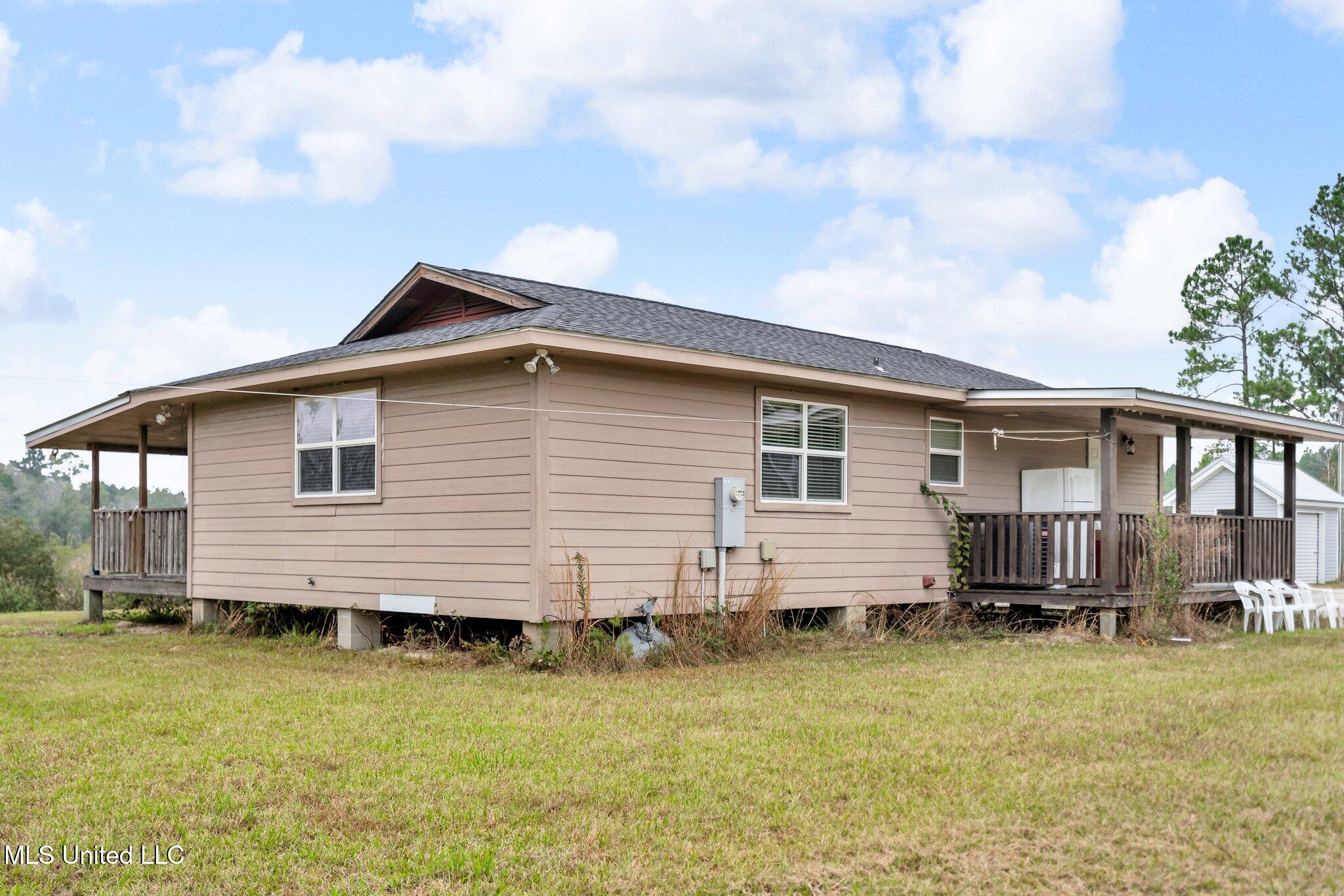 18328 S Gaylord Road, Saucier, Mississippi image 6