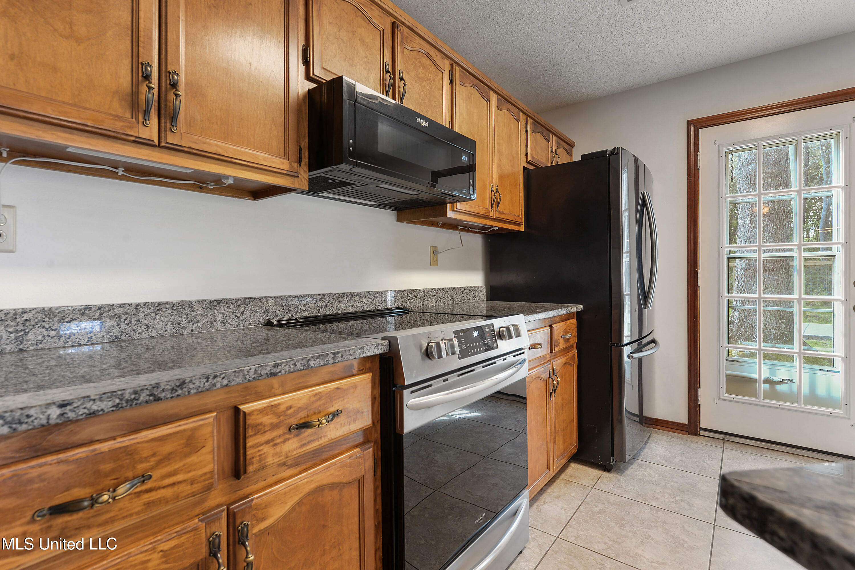 7300 Frank Snell Road, Moss Point, Mississippi image 9
