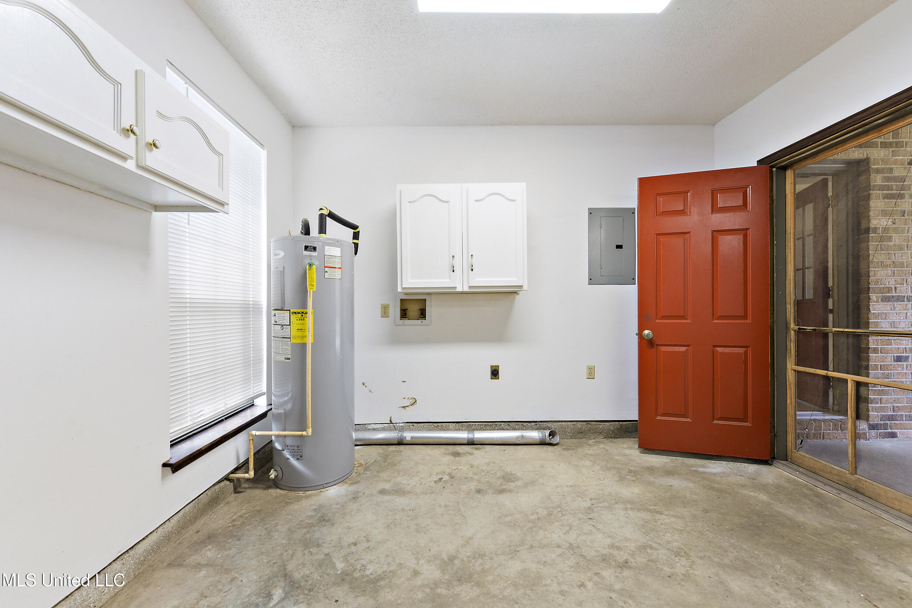7300 Frank Snell Road, Moss Point, Mississippi image 22
