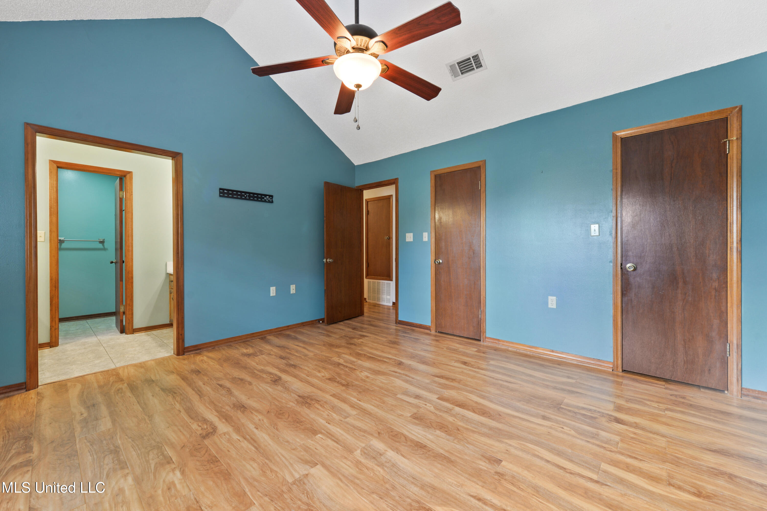 7300 Frank Snell Road, Moss Point, Mississippi image 14