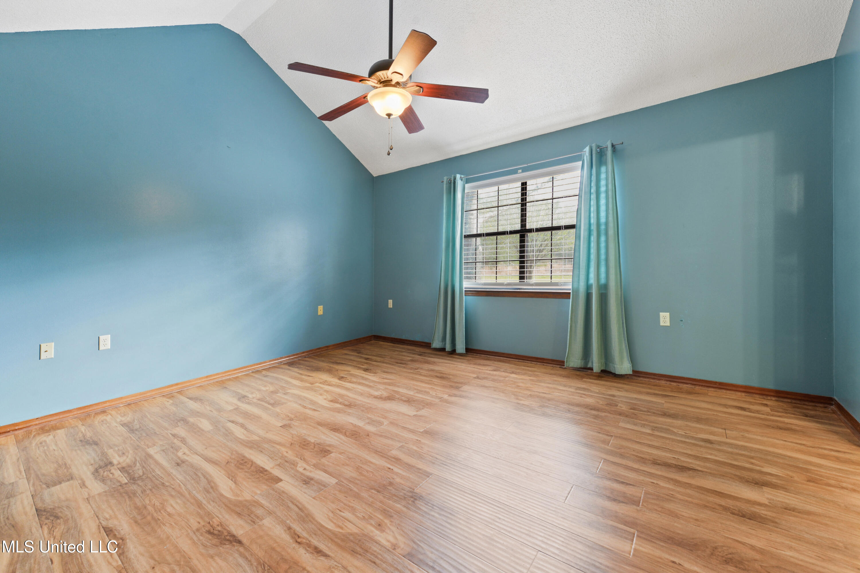7300 Frank Snell Road, Moss Point, Mississippi image 13