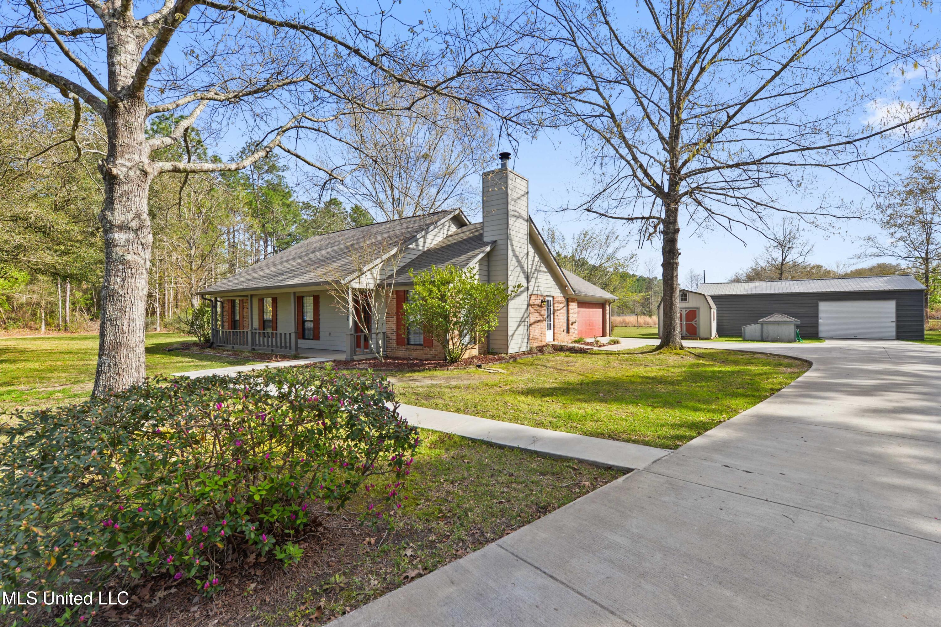 7300 Frank Snell Road, Moss Point, Mississippi image 2