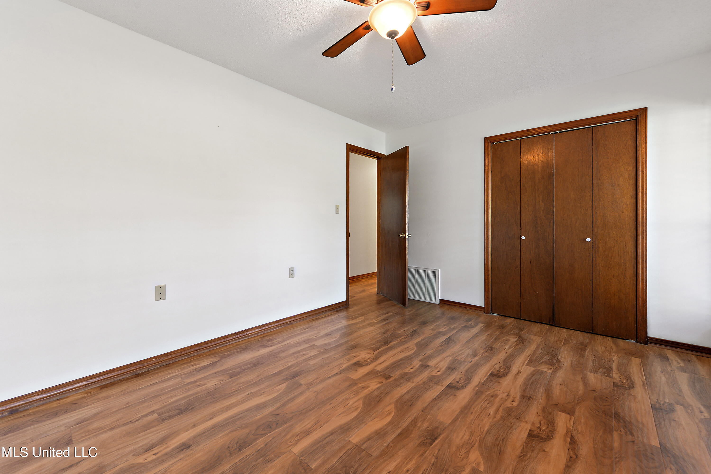 7300 Frank Snell Road, Moss Point, Mississippi image 18